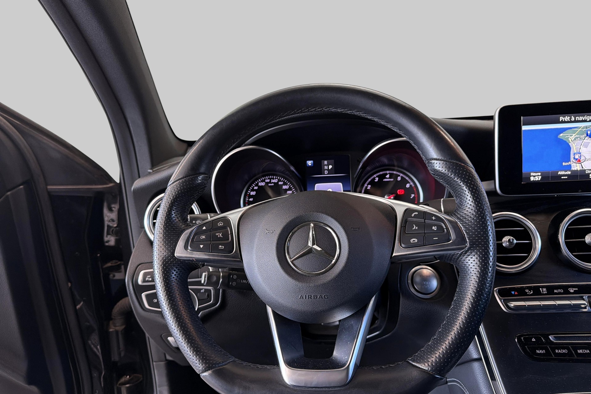 MERCEDES-BENZ GLC Coupé 250 AMG Line 4Matic 9G-Tronic-image-10