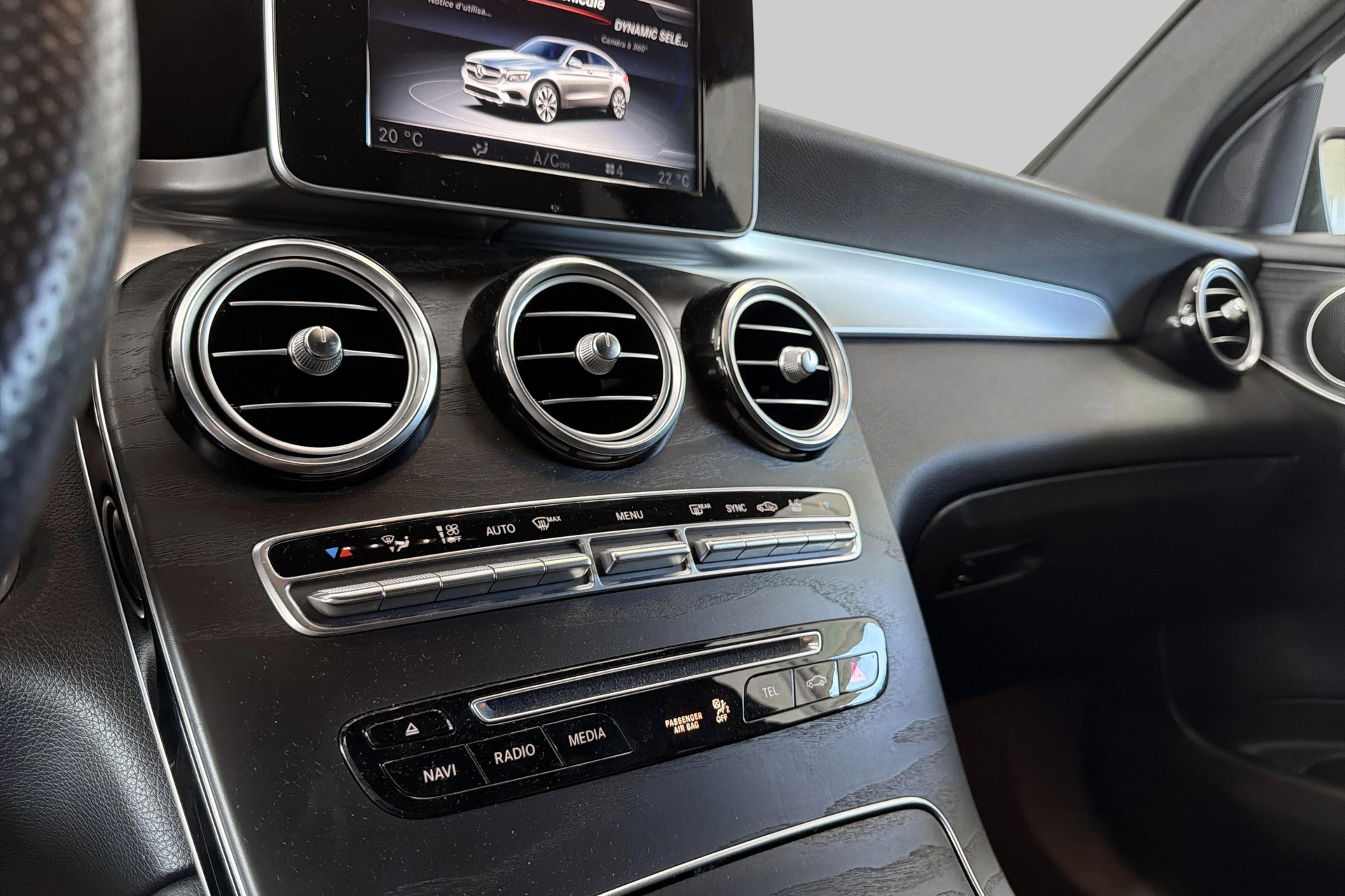 MERCEDES-BENZ GLC Coupé 250 AMG Line 4Matic 9G-Tronic-image-15