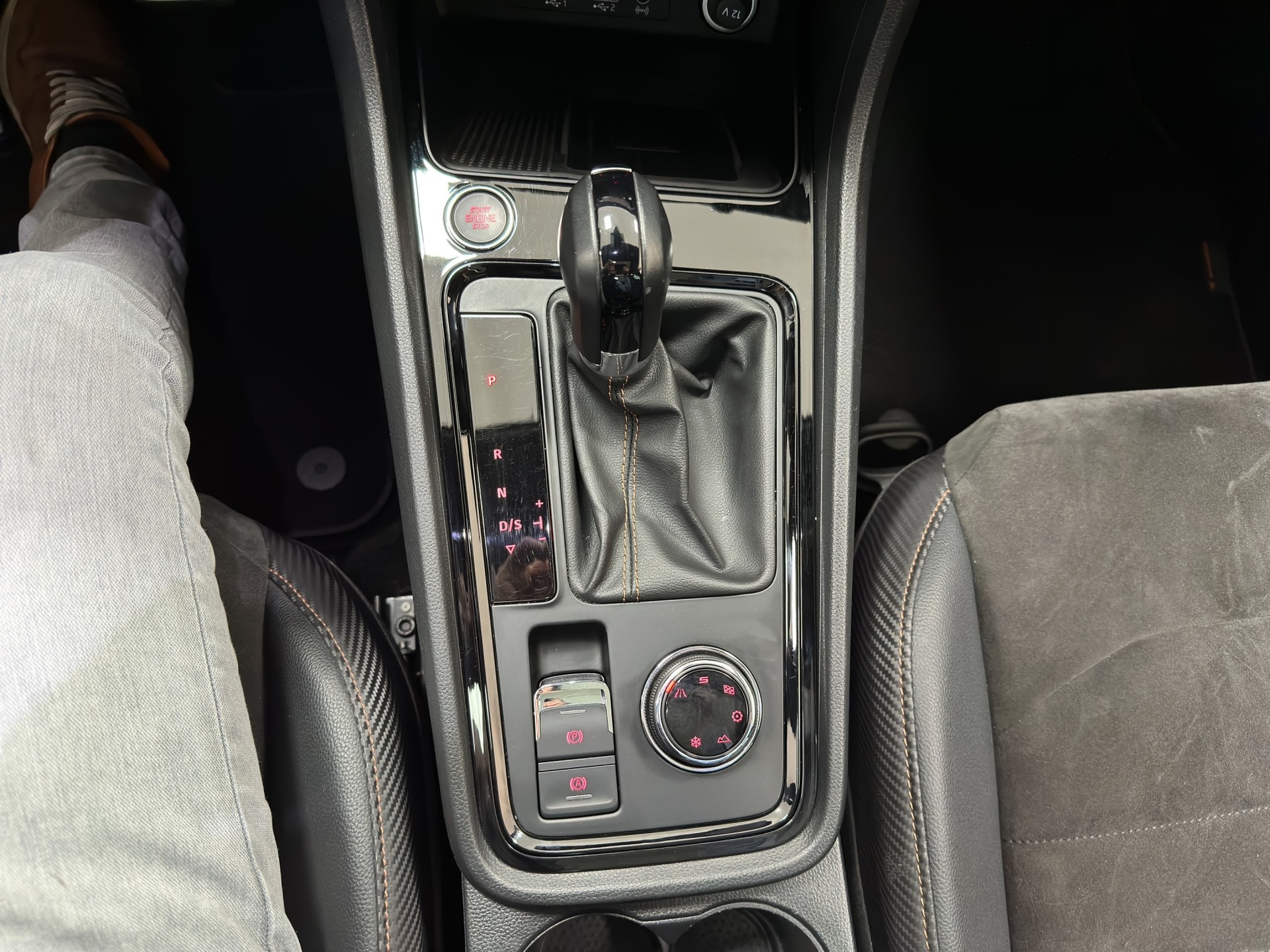 CUPRA Ateca 2.0TSI 4Drive DSG-image-21