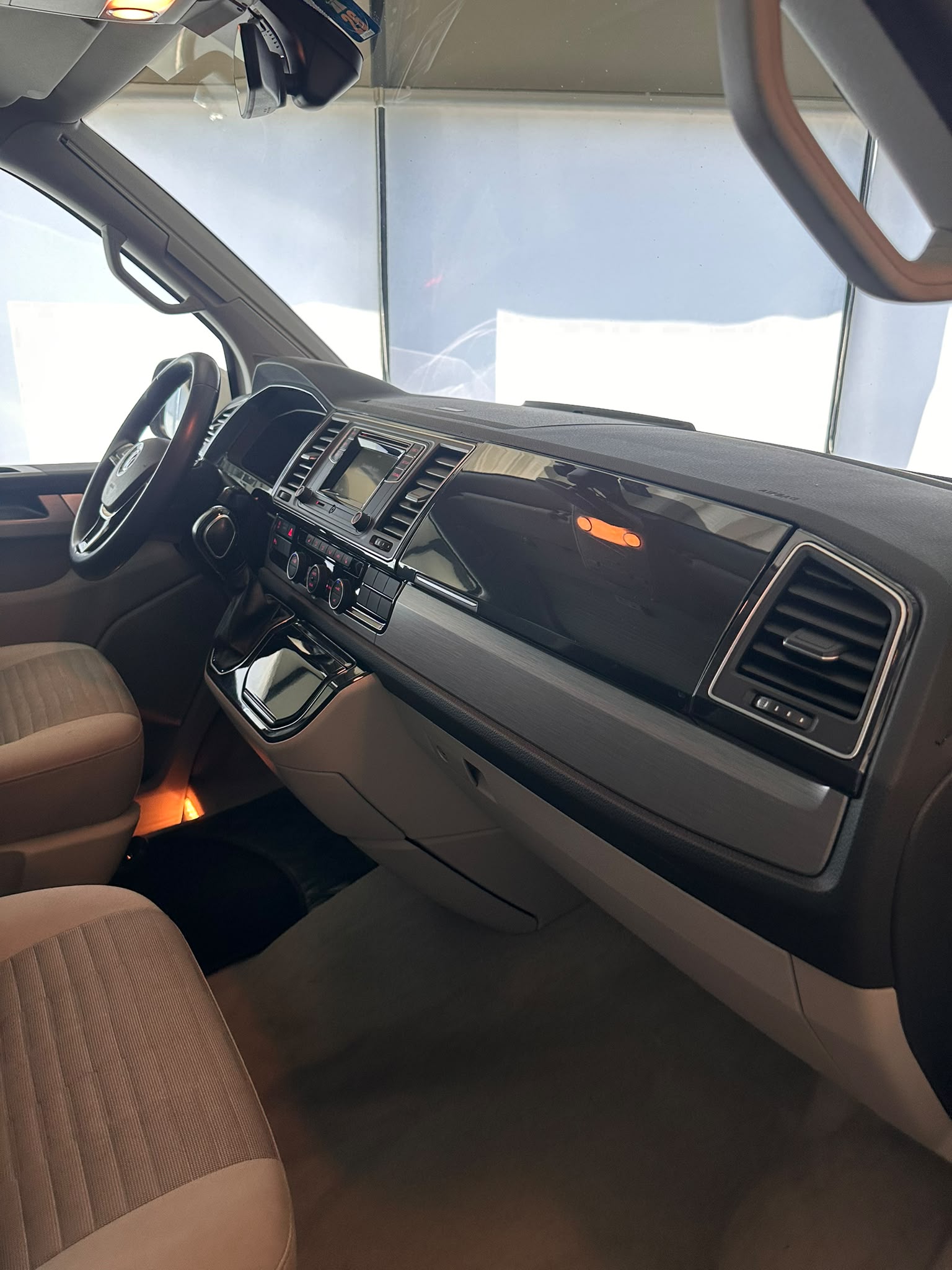 VW T6 California 2.0 TDI Ocean DSG-image-8
