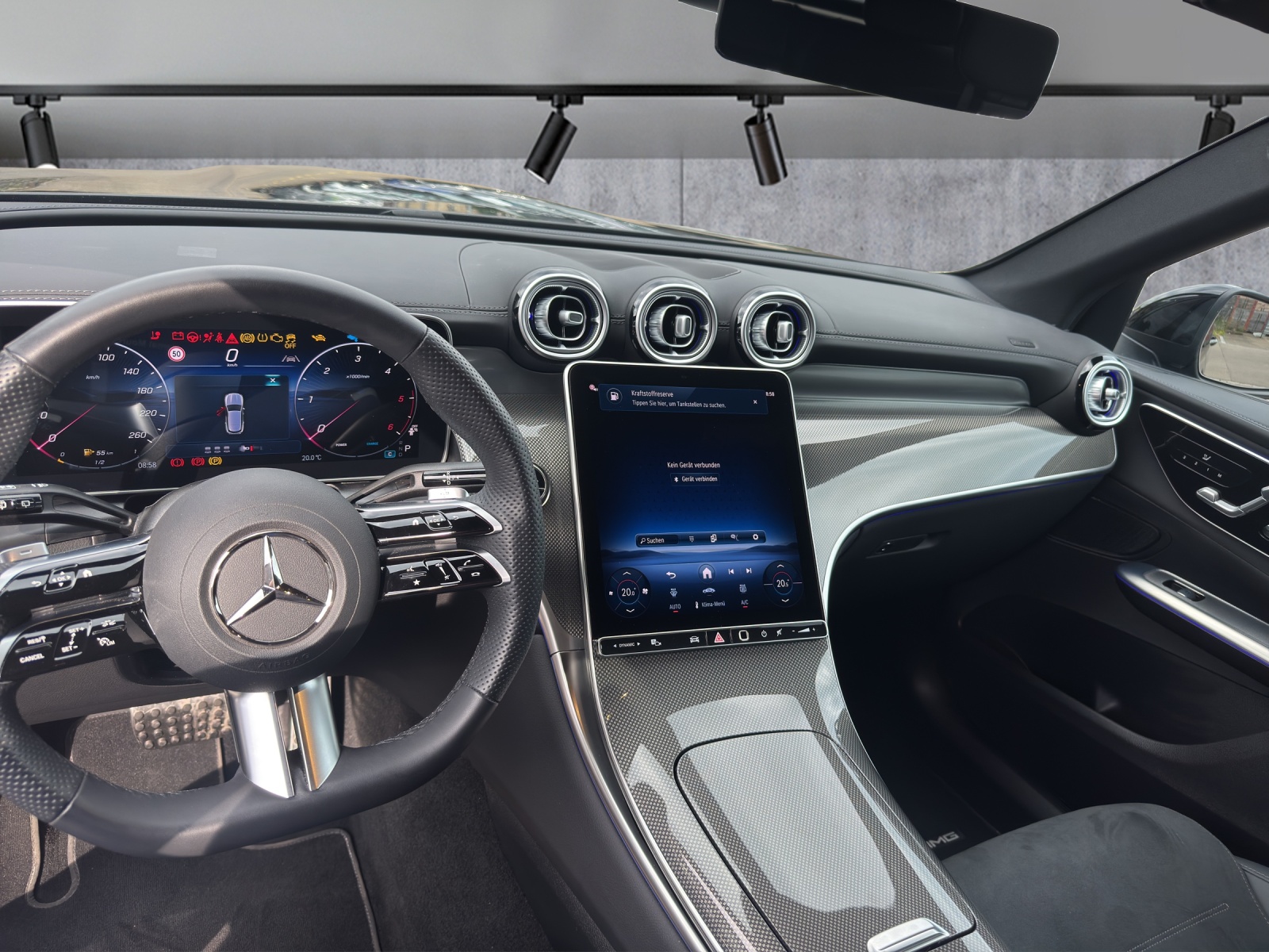 MERCEDES-BENZ GLC 300 d 4Matic 9G-Tronic-image-8