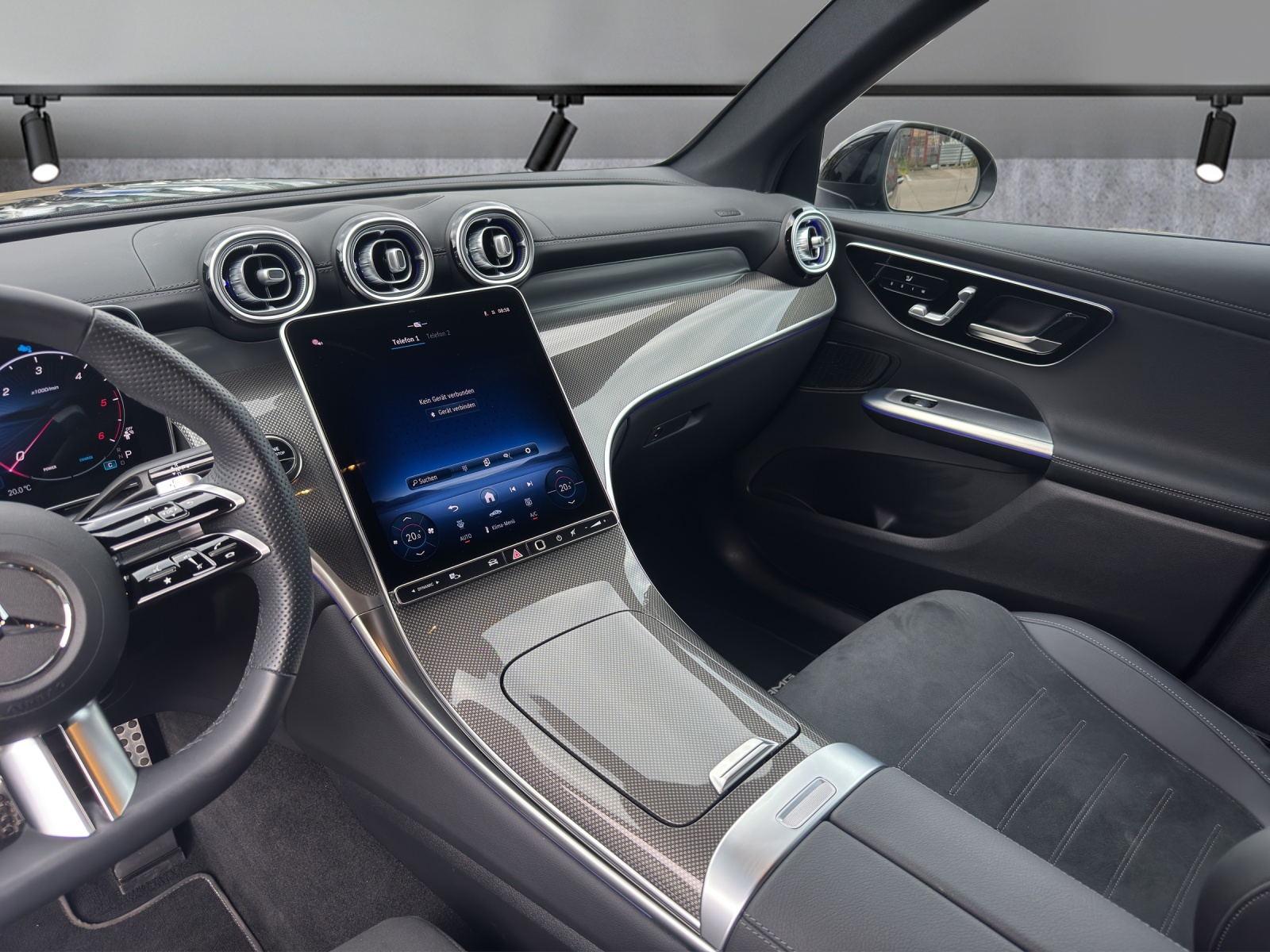 MERCEDES-BENZ GLC 300 d 4Matic 9G-Tronic-image-9