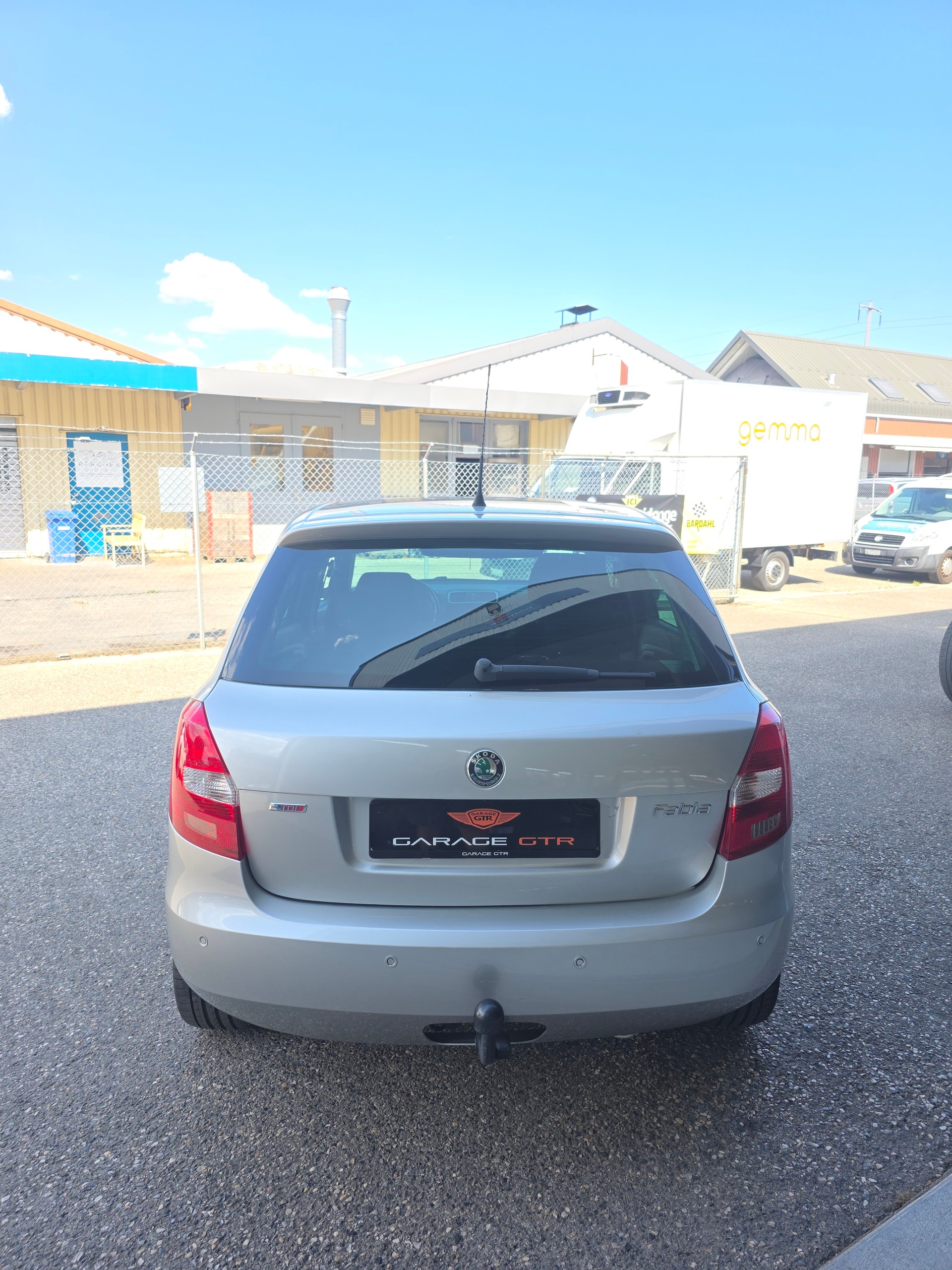 SKODA Fabia 1.9 TDI Elegance-image-3