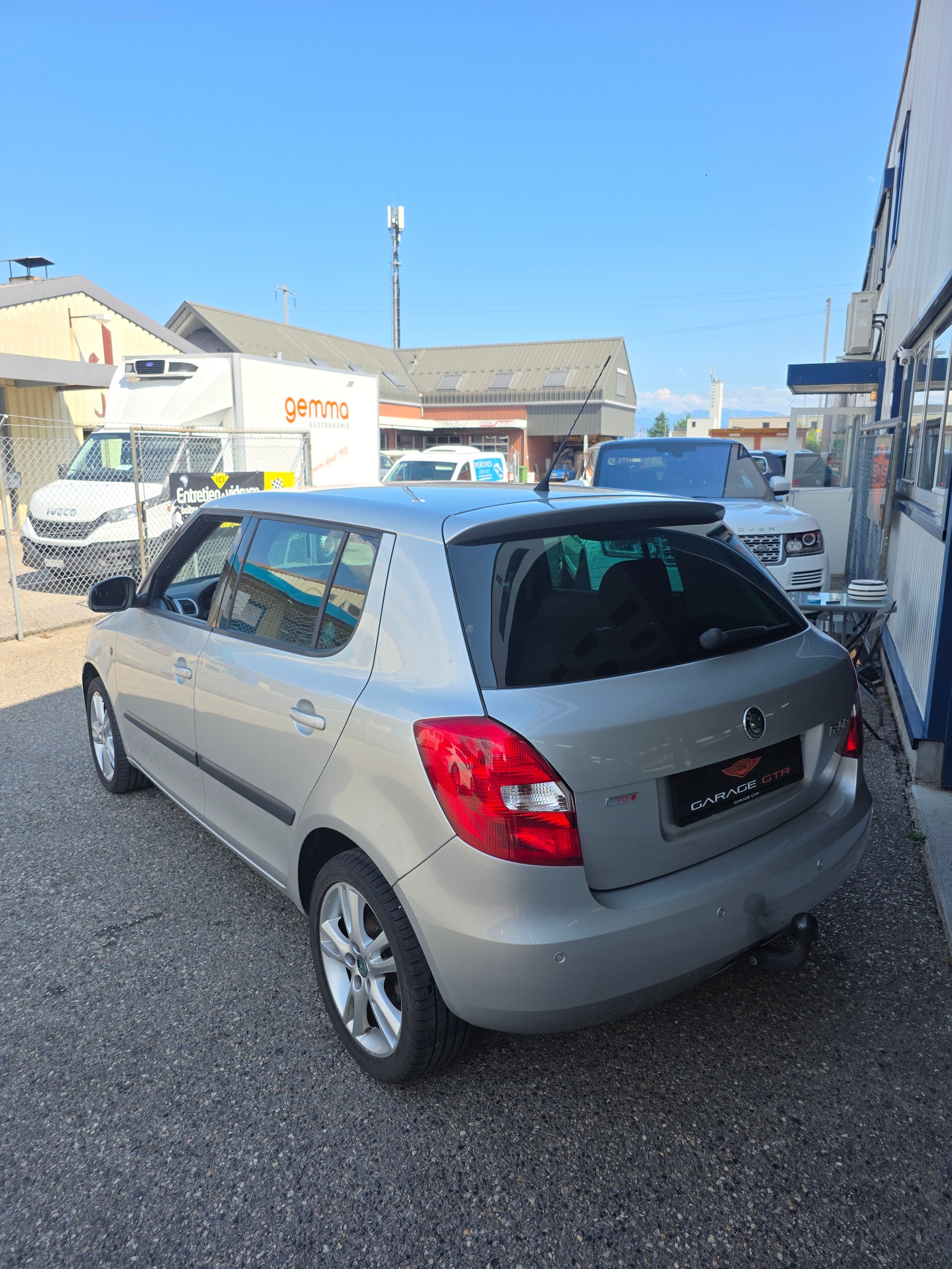 SKODA Fabia 1.9 TDI Elegance-image-4