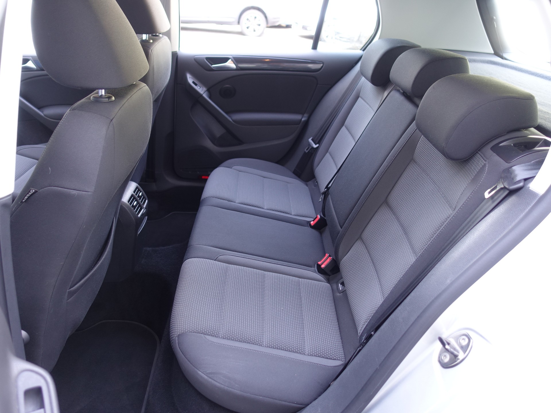 VW Golf 1.4 TSI Team DSG-image-14