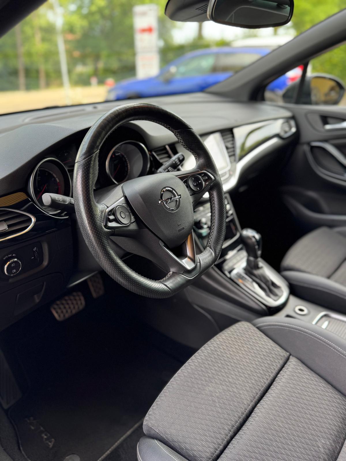 OPEL Astra 1.4i Turbo Excellence Automatic-image-8