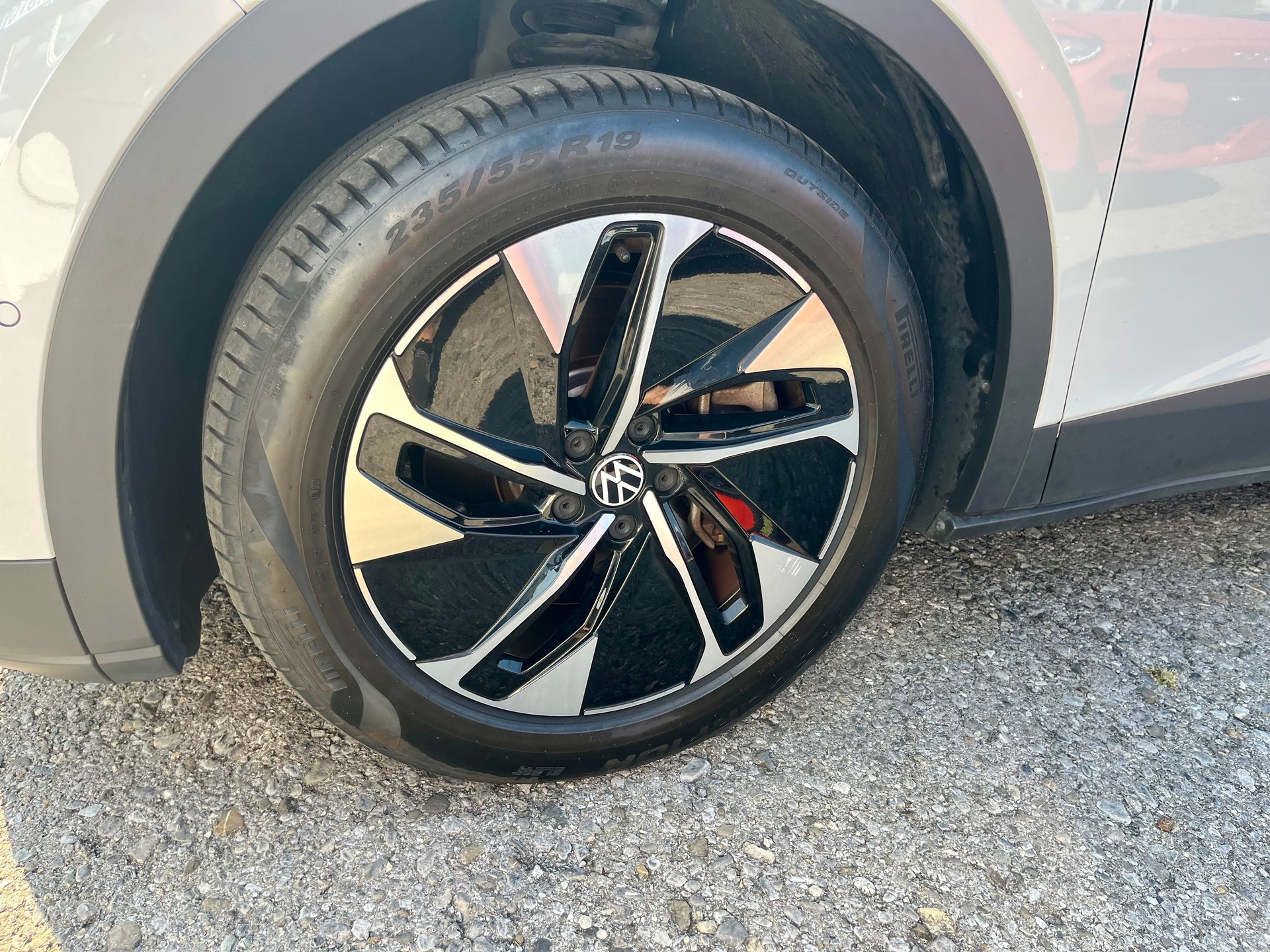 VW ID.4 Pro Performance 77 kWh*204 PS*CH-Fz.*-image-10