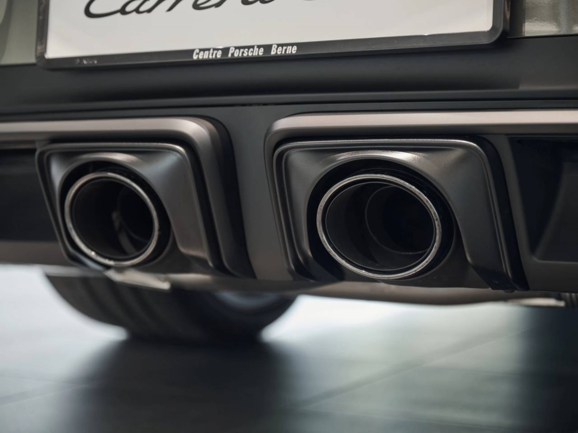 PORSCHE 911 Carrera GTS-image-26