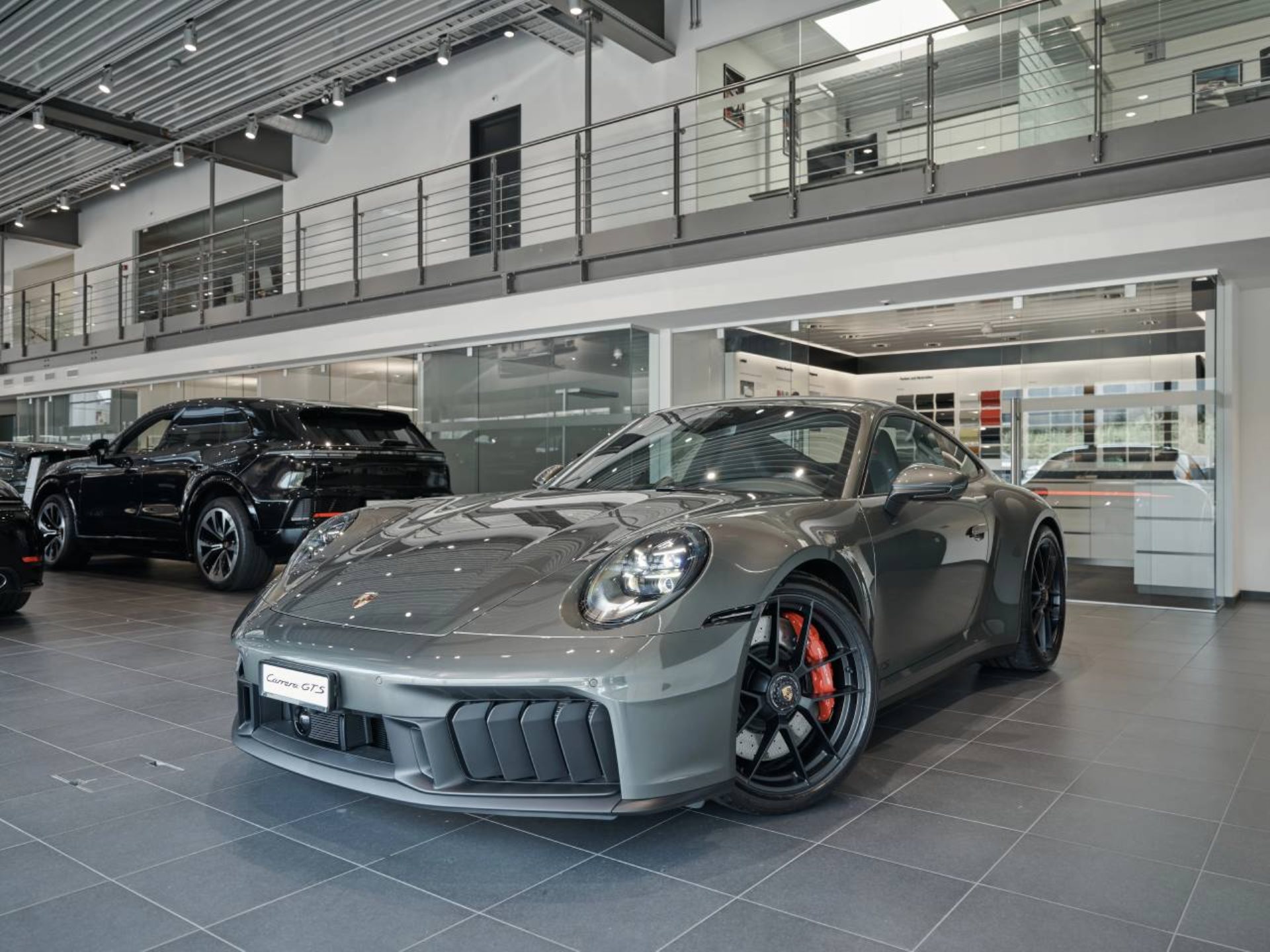 PORSCHE 911 Carrera GTS-image-7