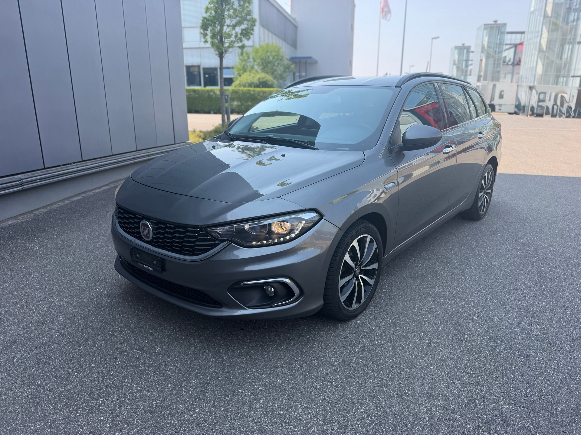 FIAT Tipo 1.6MJ Station Wagon Pop Star DCT-image-0