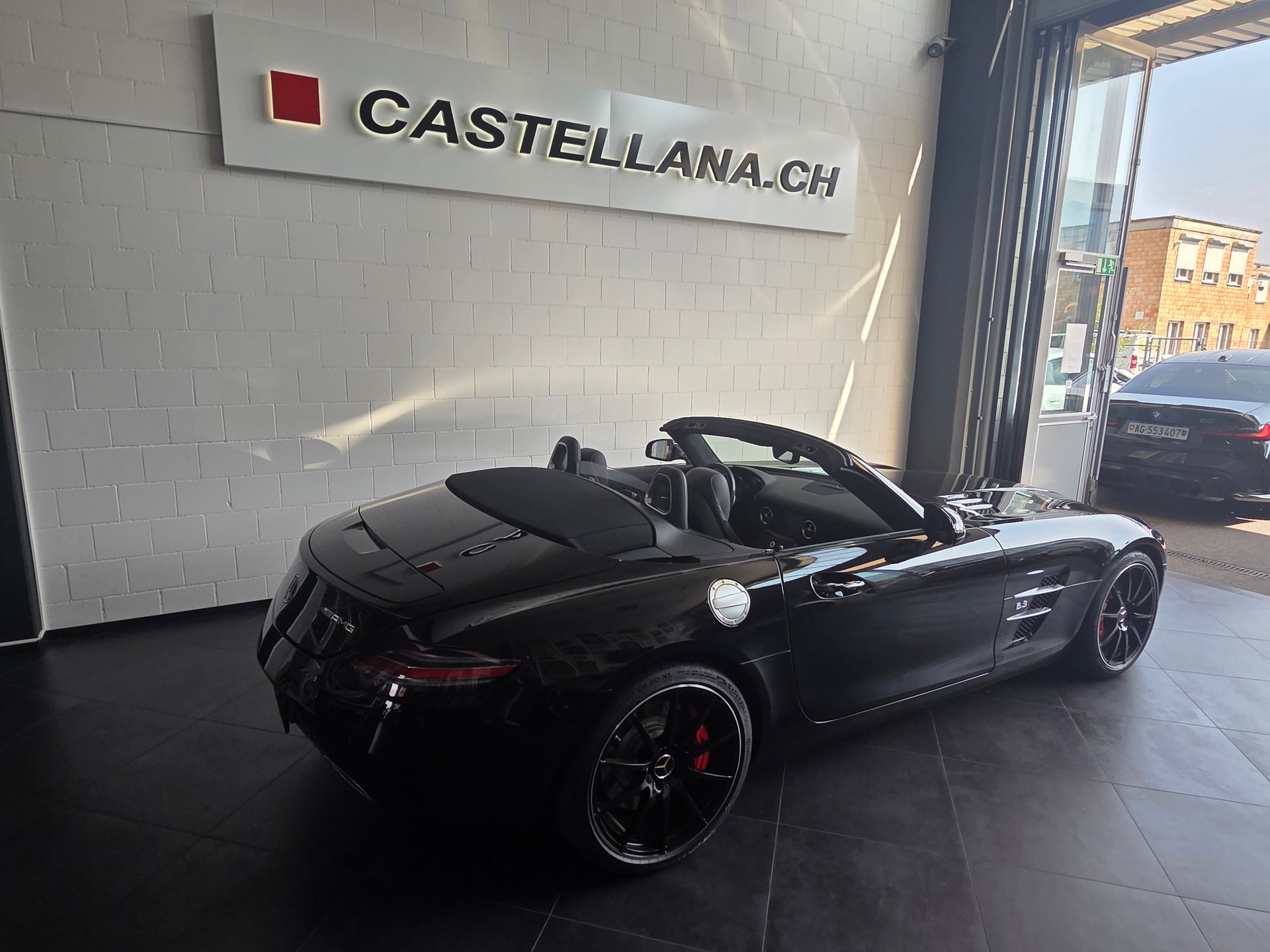 MERCEDES-BENZ SLS 63 AMG-image-3