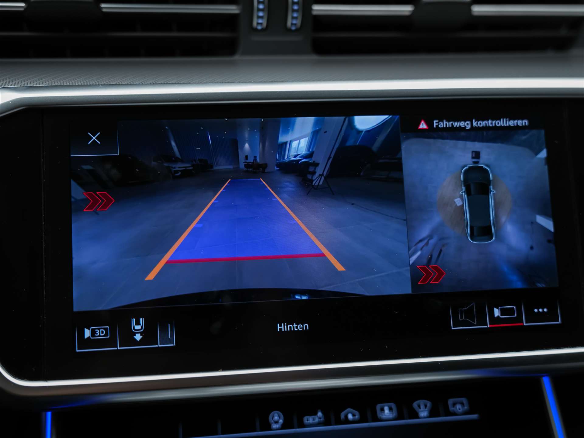 AUDI A6 Limousine 55 TFSI Design quattro S-tronic *CH Auto*Panorama*Matrix LED*Head Up*-image-44