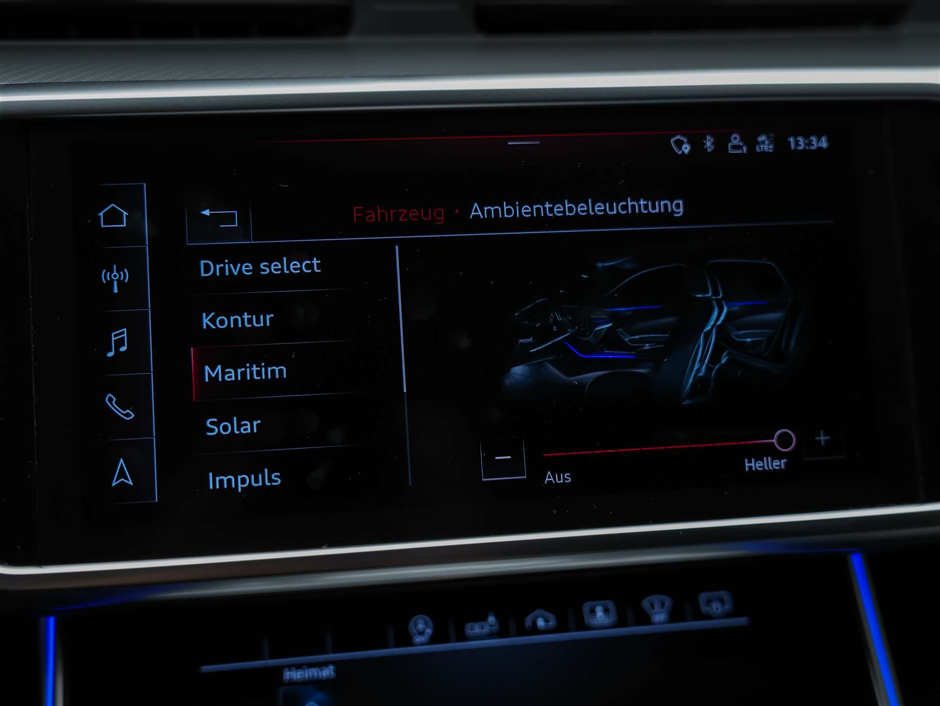 AUDI A6 Limousine 55 TFSI Design quattro S-tronic *CH Auto*Panorama*Matrix LED*Head Up*-image-40