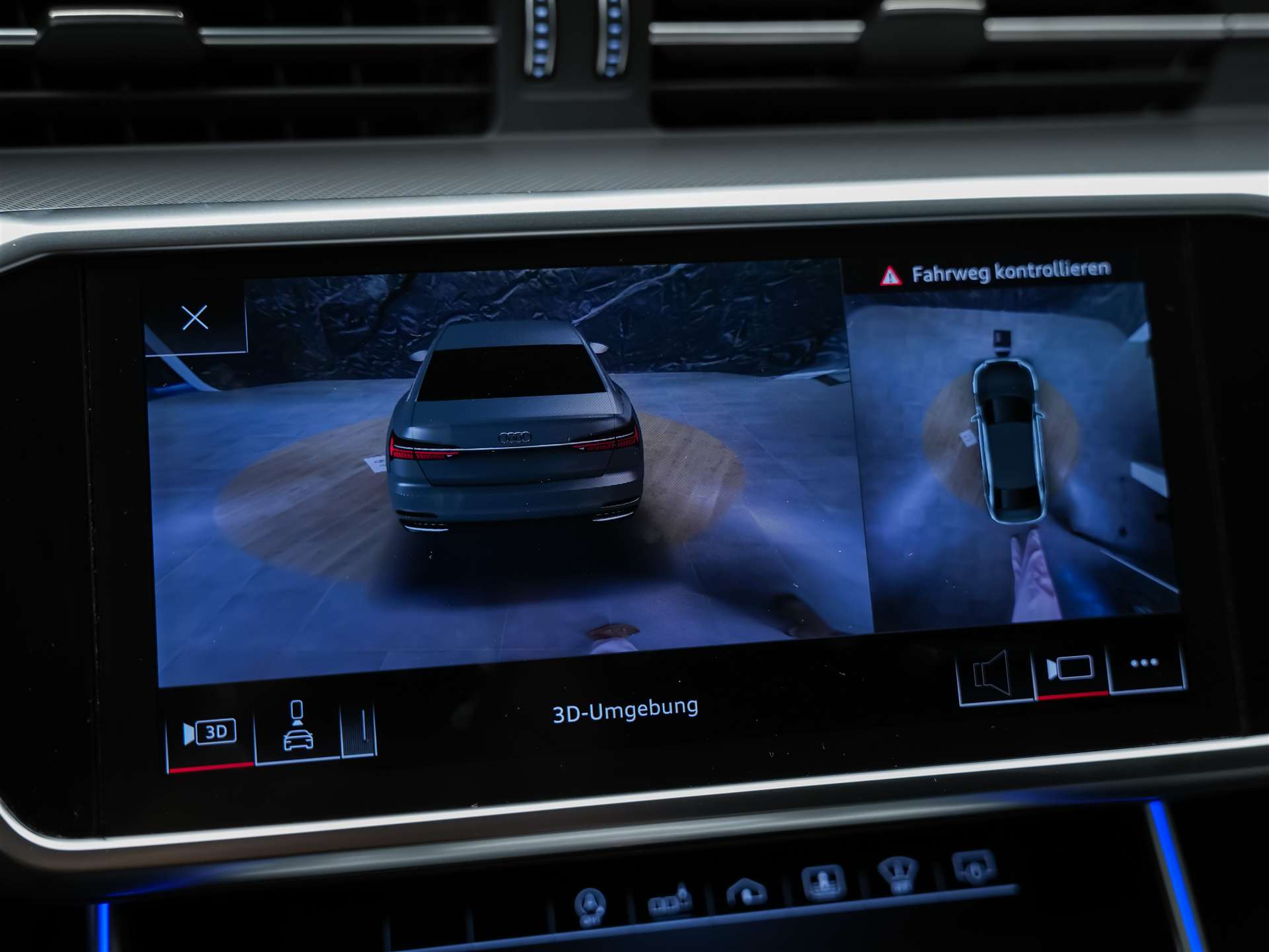 AUDI A6 Limousine 55 TFSI Design quattro S-tronic *CH Auto*Panorama*Matrix LED*Head Up*-image-45