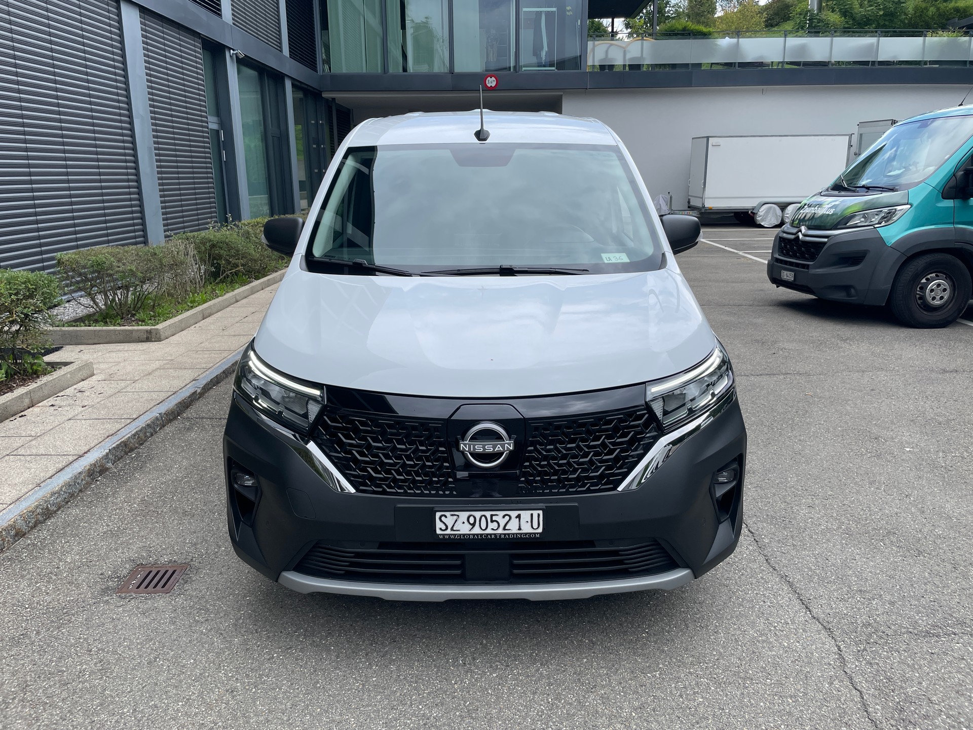 NISSAN Townstar EV45 kWh 22kW L2 Acenta-image-1