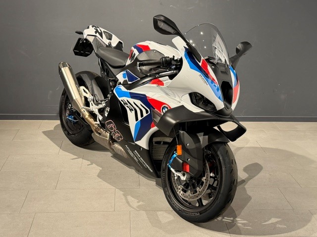 BMW M 1000 RR-showroom-element-1