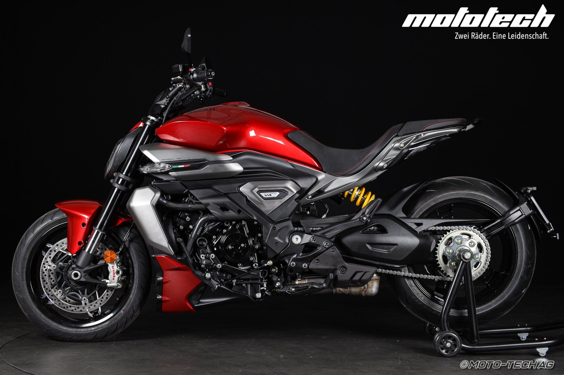 DUCATI X Diavel V4-image-4