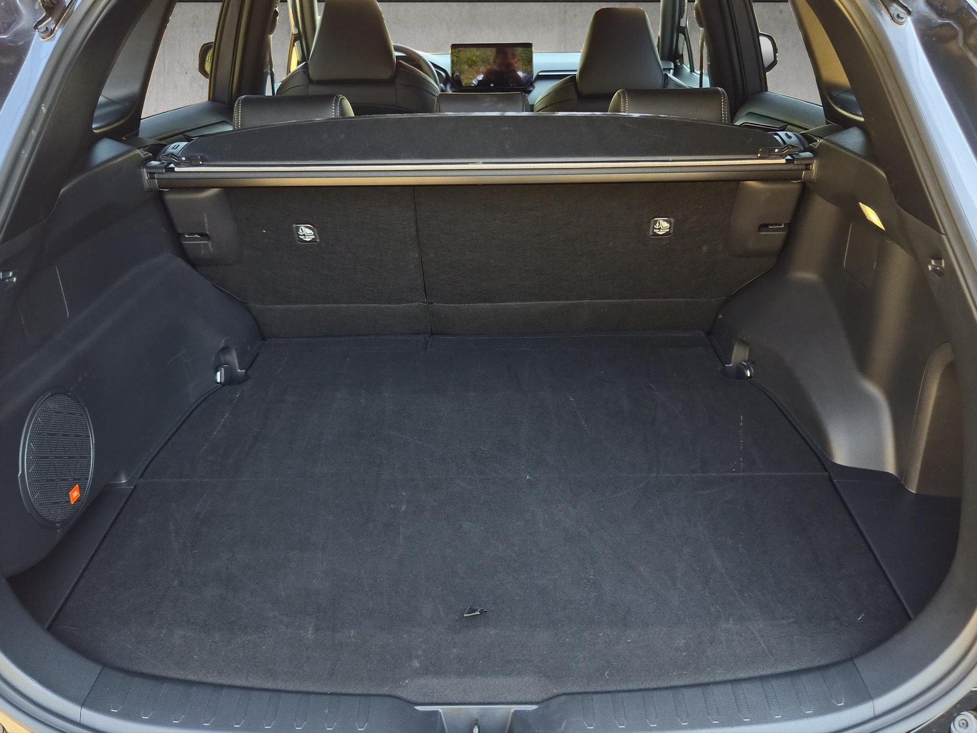 TOYOTA RAV4 2.5 Plug-In-Hybrid GR Sport-image-13