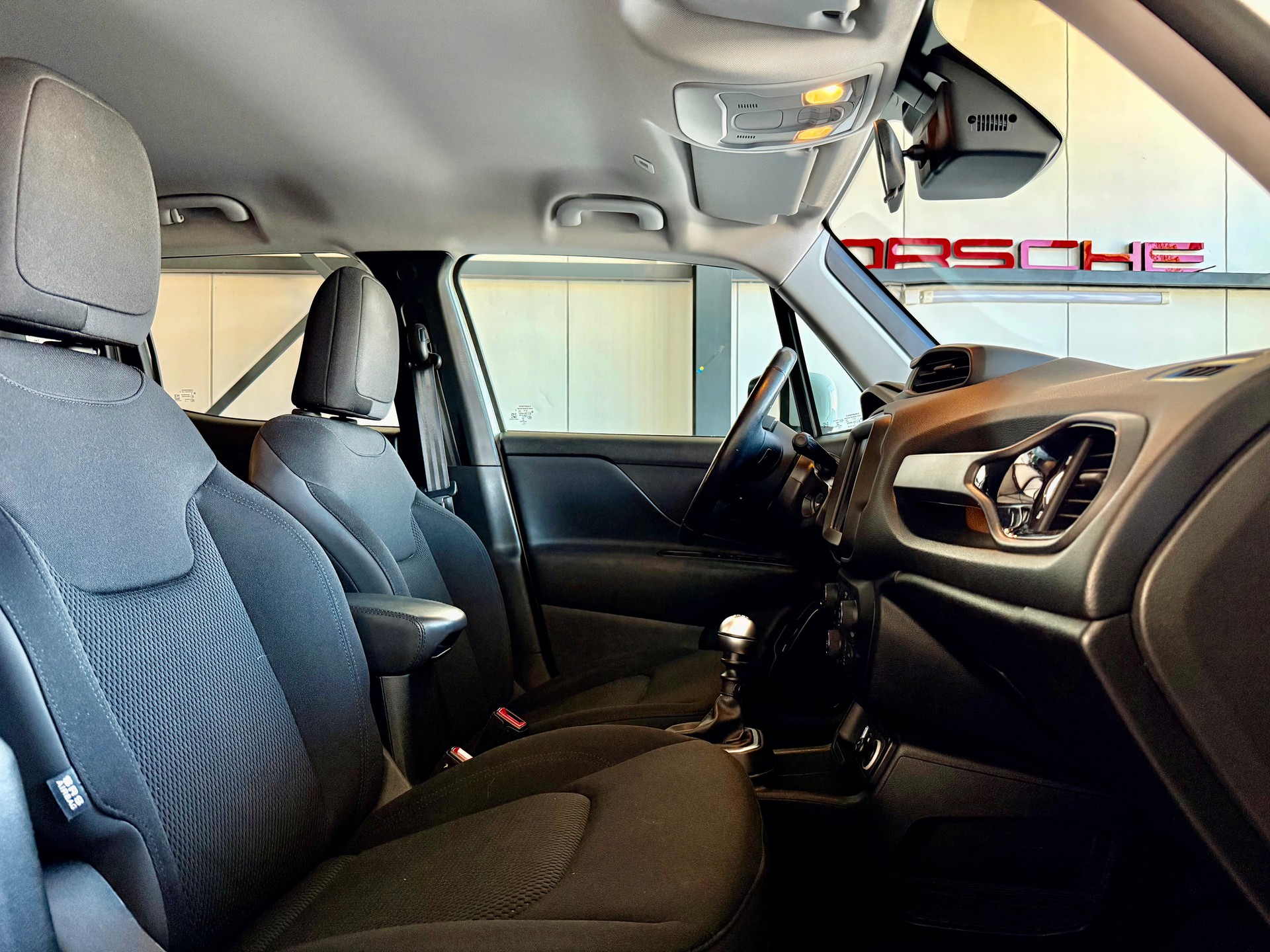 JEEP Renegade 1.0 Turbo Night Eagle-image-7