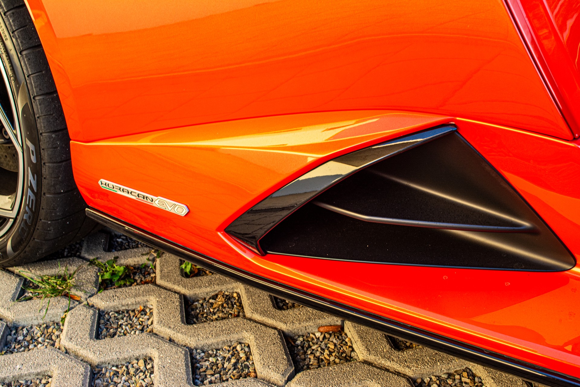 LAMBORGHINI Huracan EVO Coupé DCT-image-31