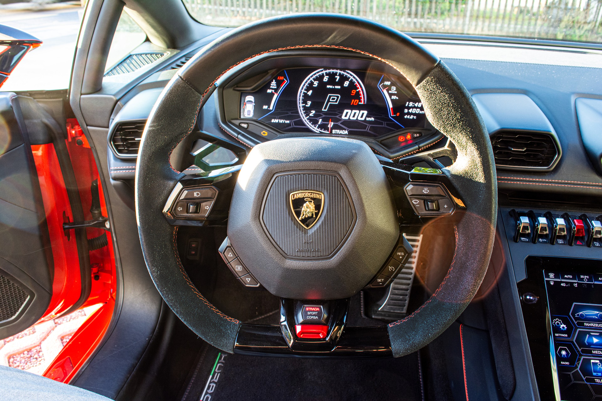 LAMBORGHINI Huracan EVO Coupé DCT-image-26
