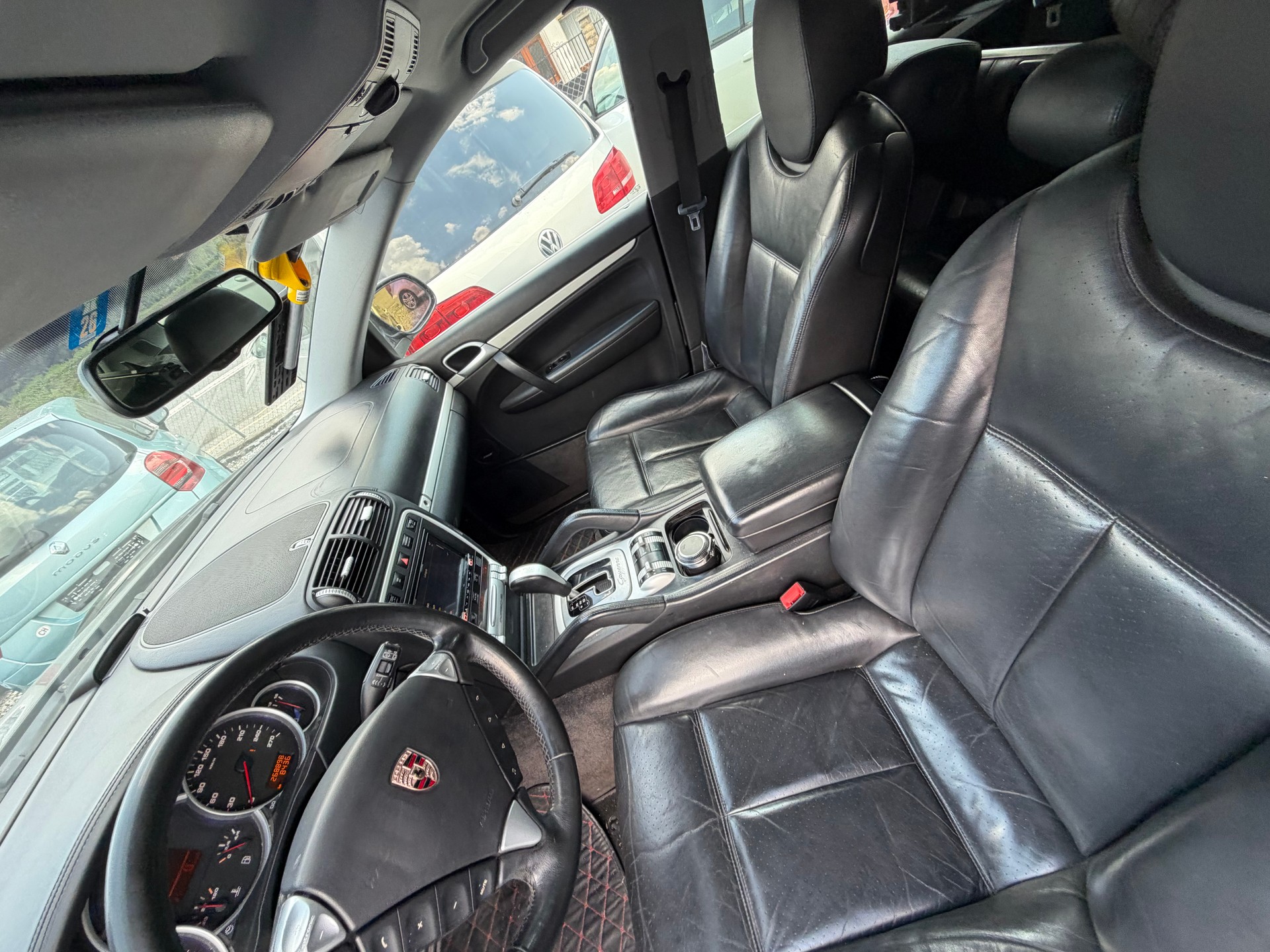 PORSCHE Cayenne S-image-5