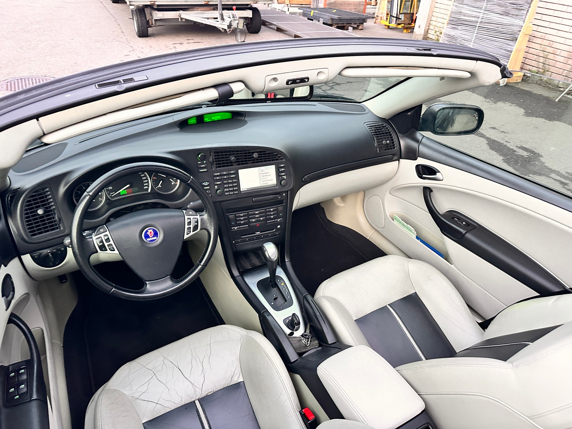 SAAB 9-3 2.0T Aero-image-1