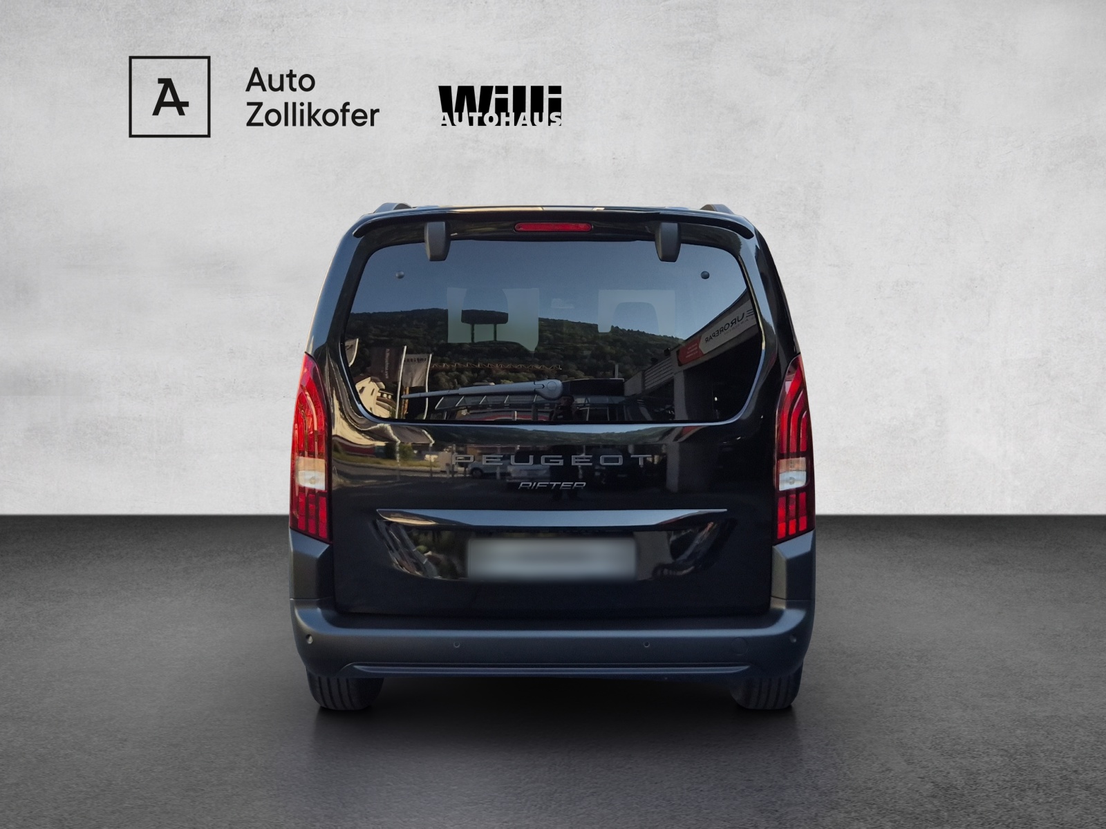 PEUGEOT Rifter Long 1.5 BlueHDi 130 Family Edition-image-4