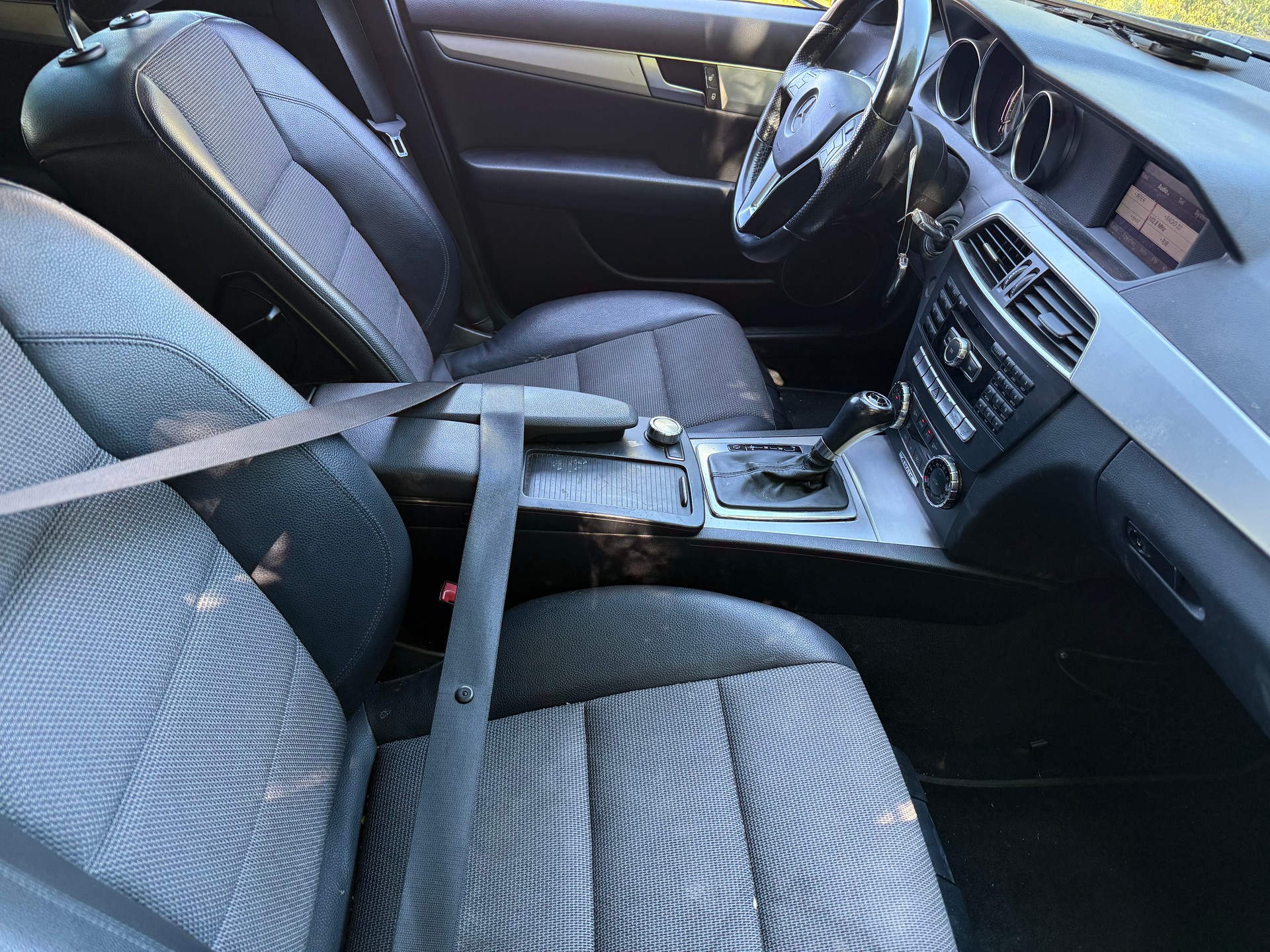 MERCEDES-BENZ C 250 CDI Avantgarde 4Matic 7G-Tronic-image-3