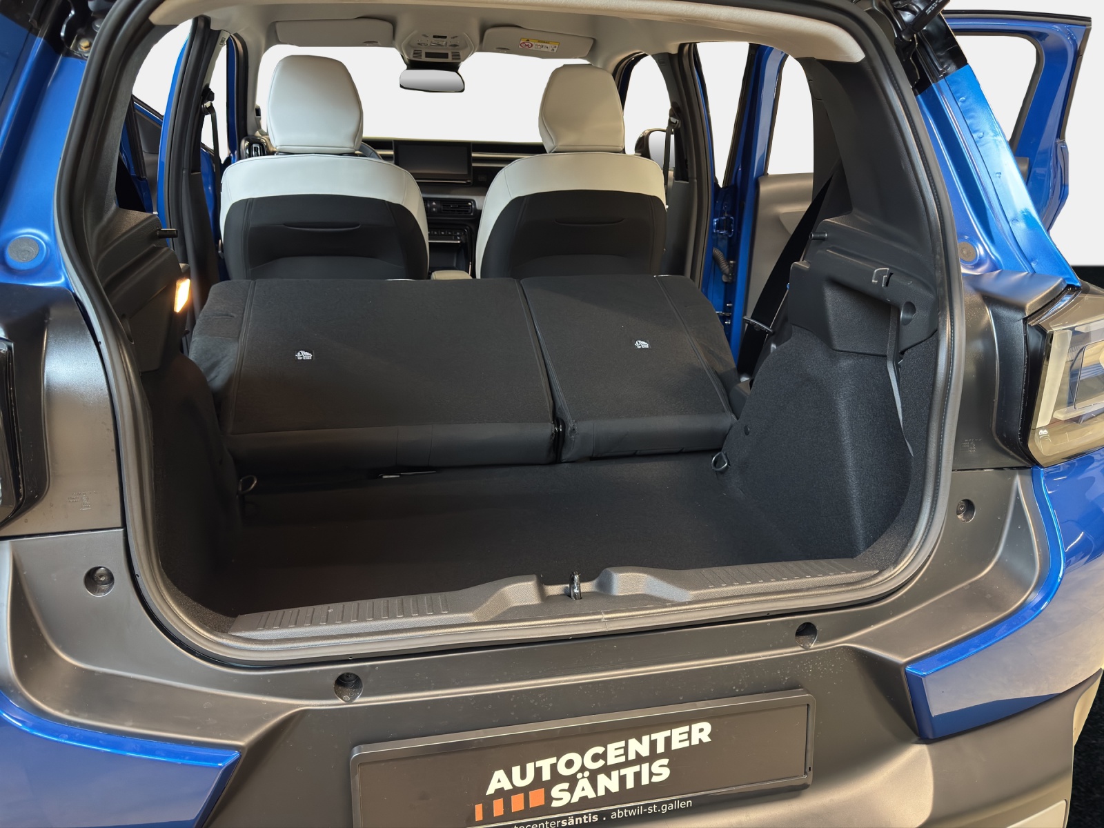 CITROEN C3 1.2 Hybrid Edition Tricolore-image-23