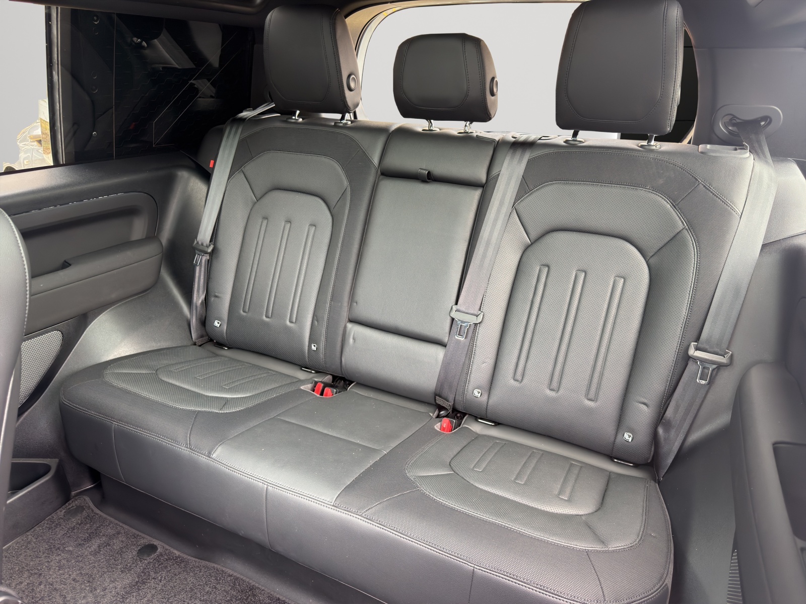 LAND ROVER Defender90P300Si4 X-D SE-image-15