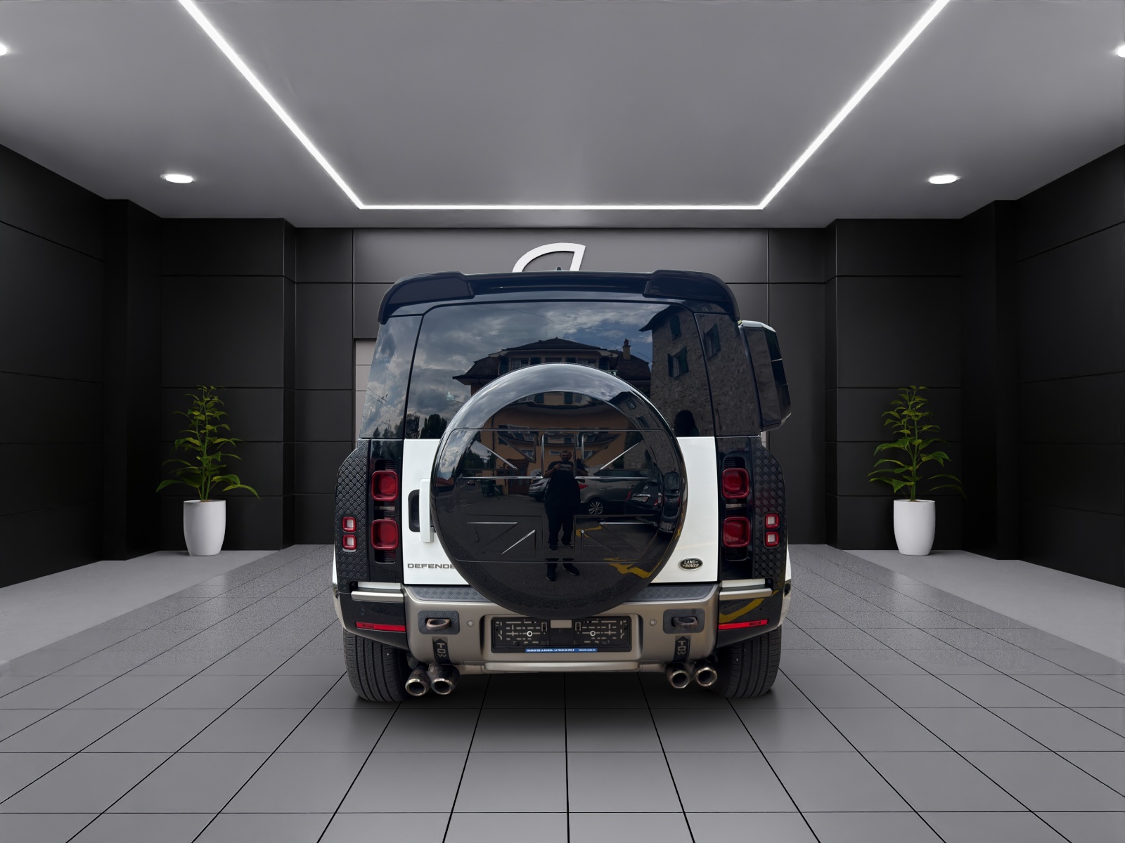 LAND ROVER Defender90P300Si4 X-D SE-image-4