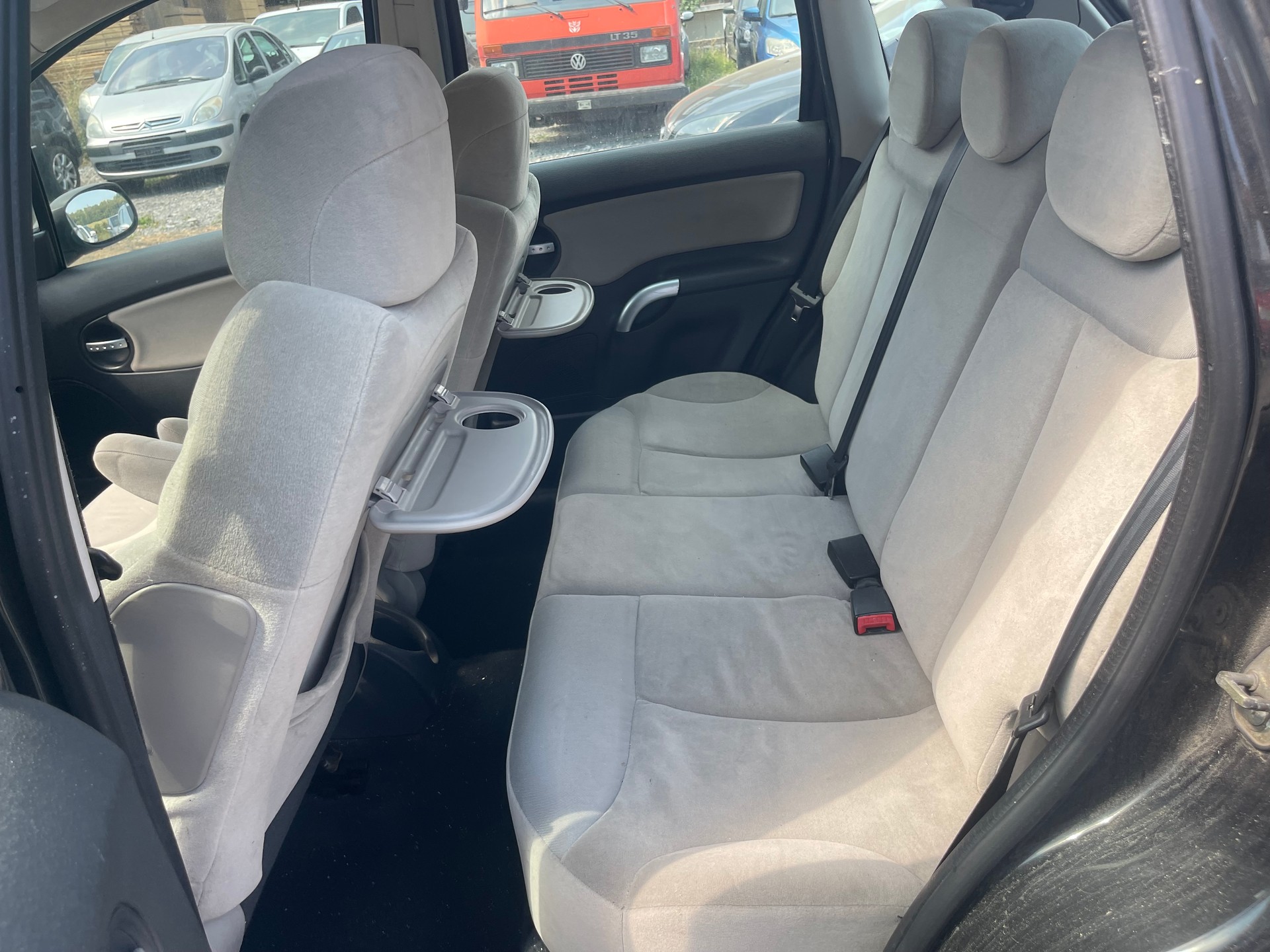 CITROEN C3 1.4i Exclusive-image-5