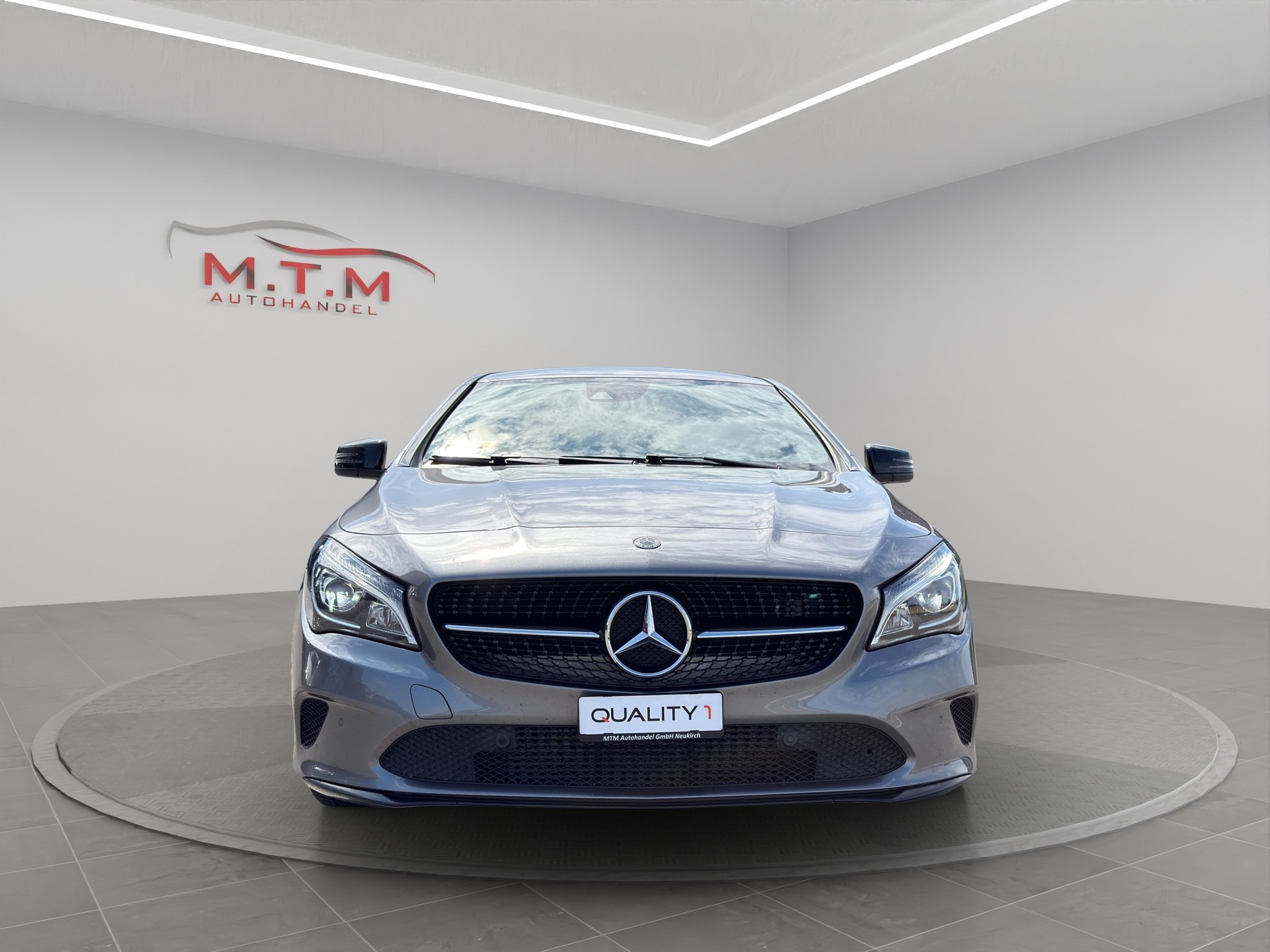 MERCEDES-BENZ CLA Shooting Brake 200 Night Star 7G-DCT-image-2