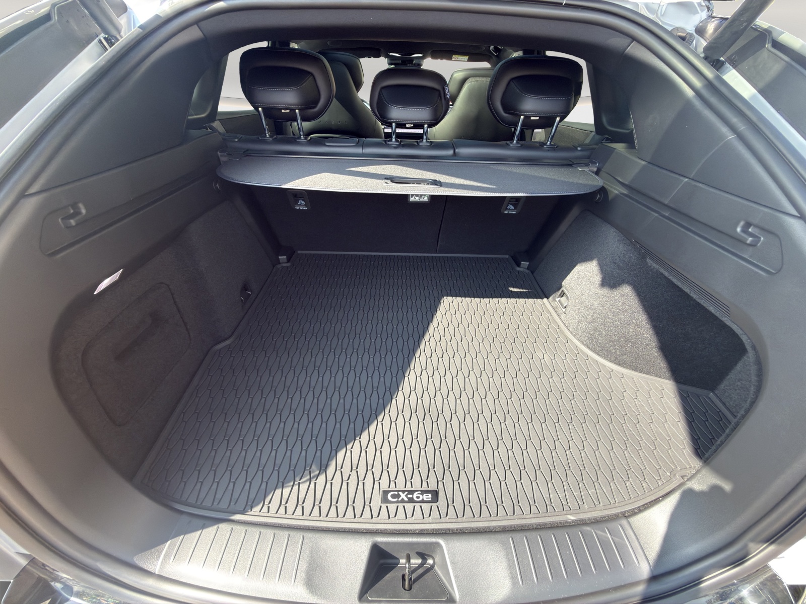 MAZDA CX-6e Takumi-image-15