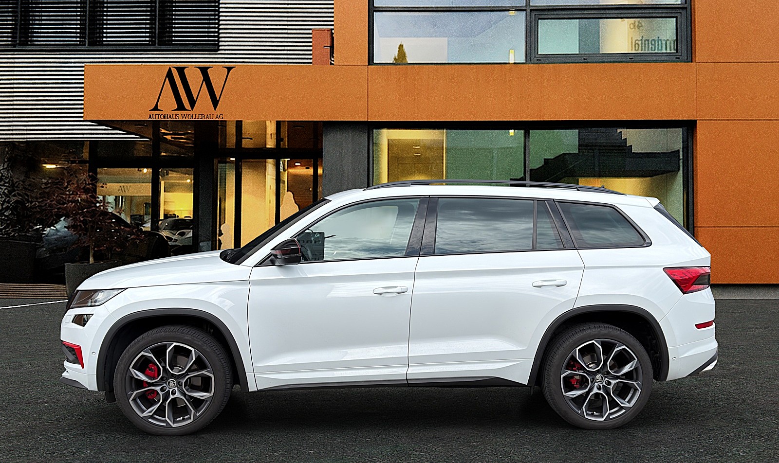 SKODA Kodiaq 2.0 Bi-TDI 240 RS DSG / Pano-AHK-Assistenten-Keyless-image-0