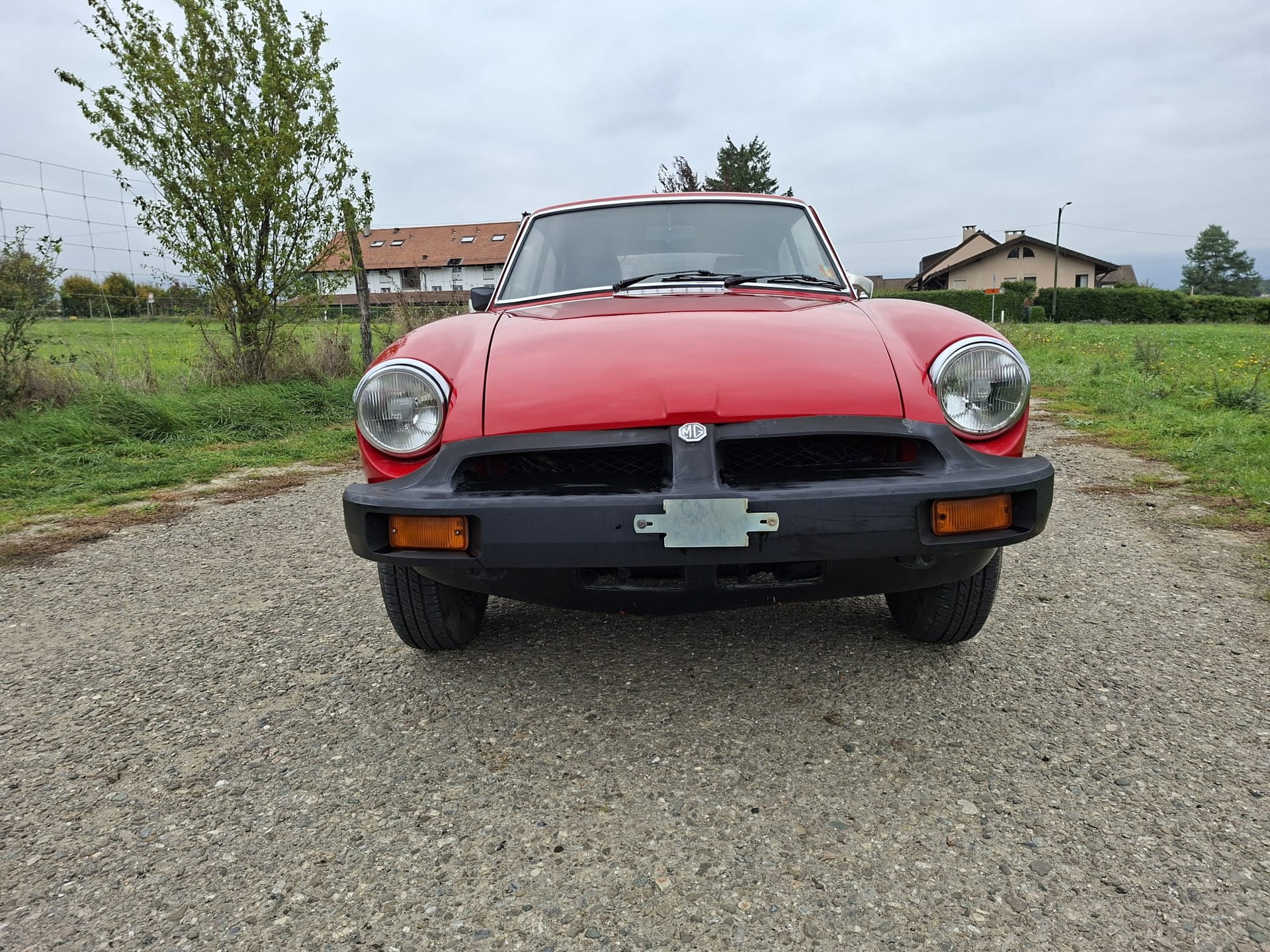MG GT-image-3