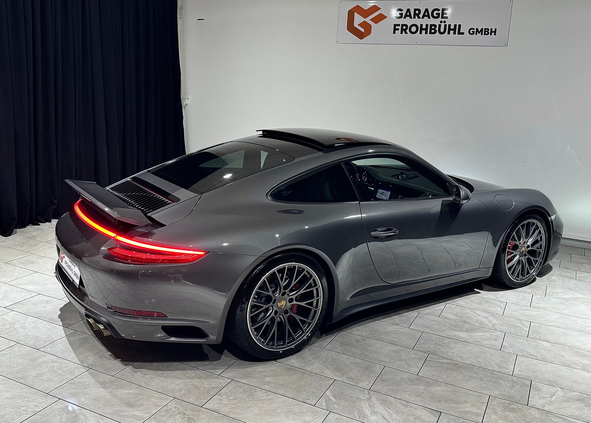 PORSCHE 911 Carrera 4S PDK | CH |-image-12