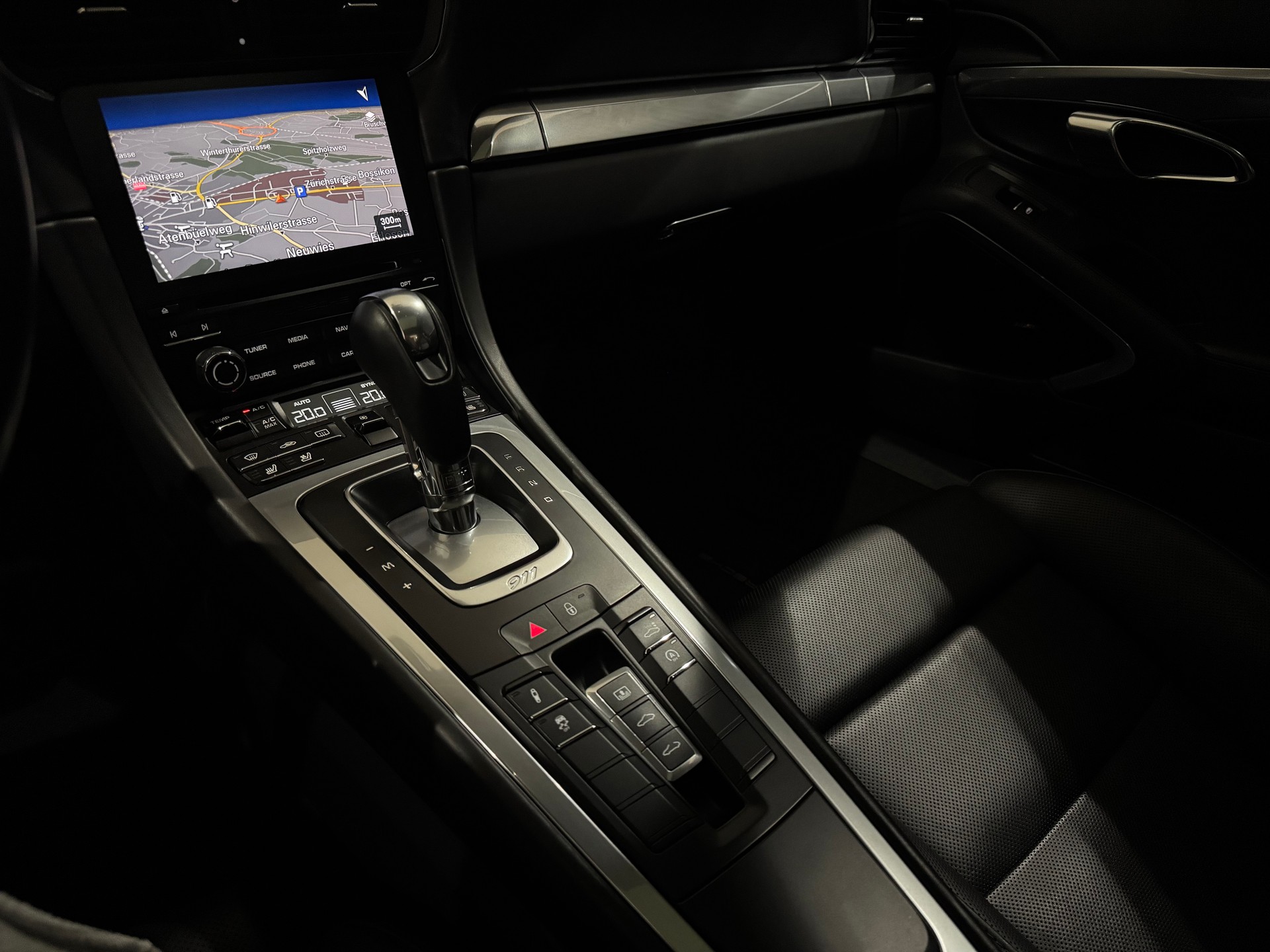 PORSCHE 911 Carrera 4S PDK | CH |-image-23