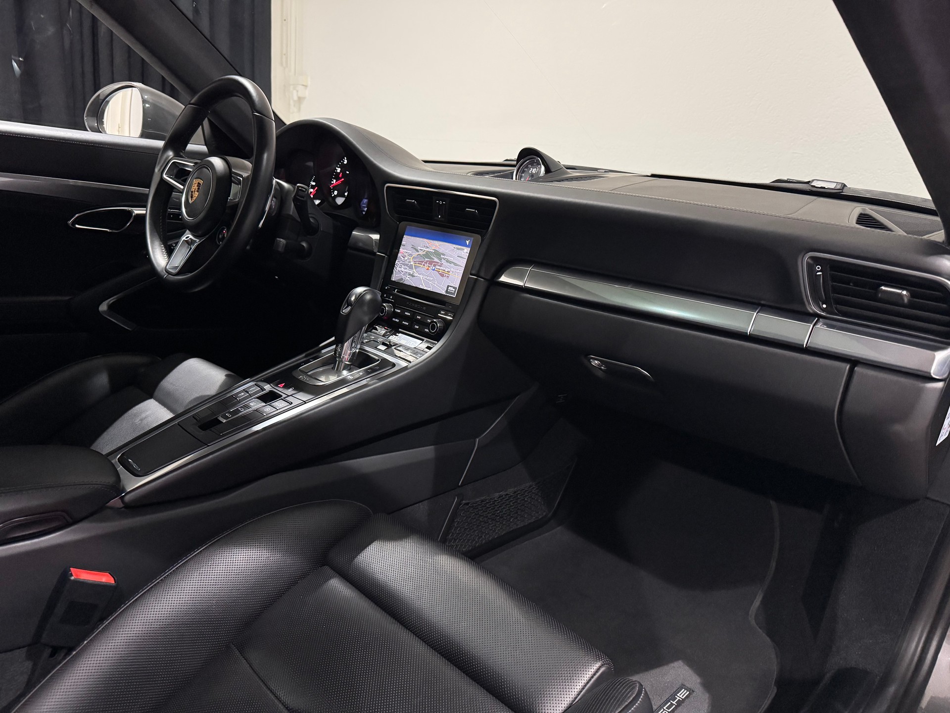 PORSCHE 911 Carrera 4S PDK | CH |-image-16