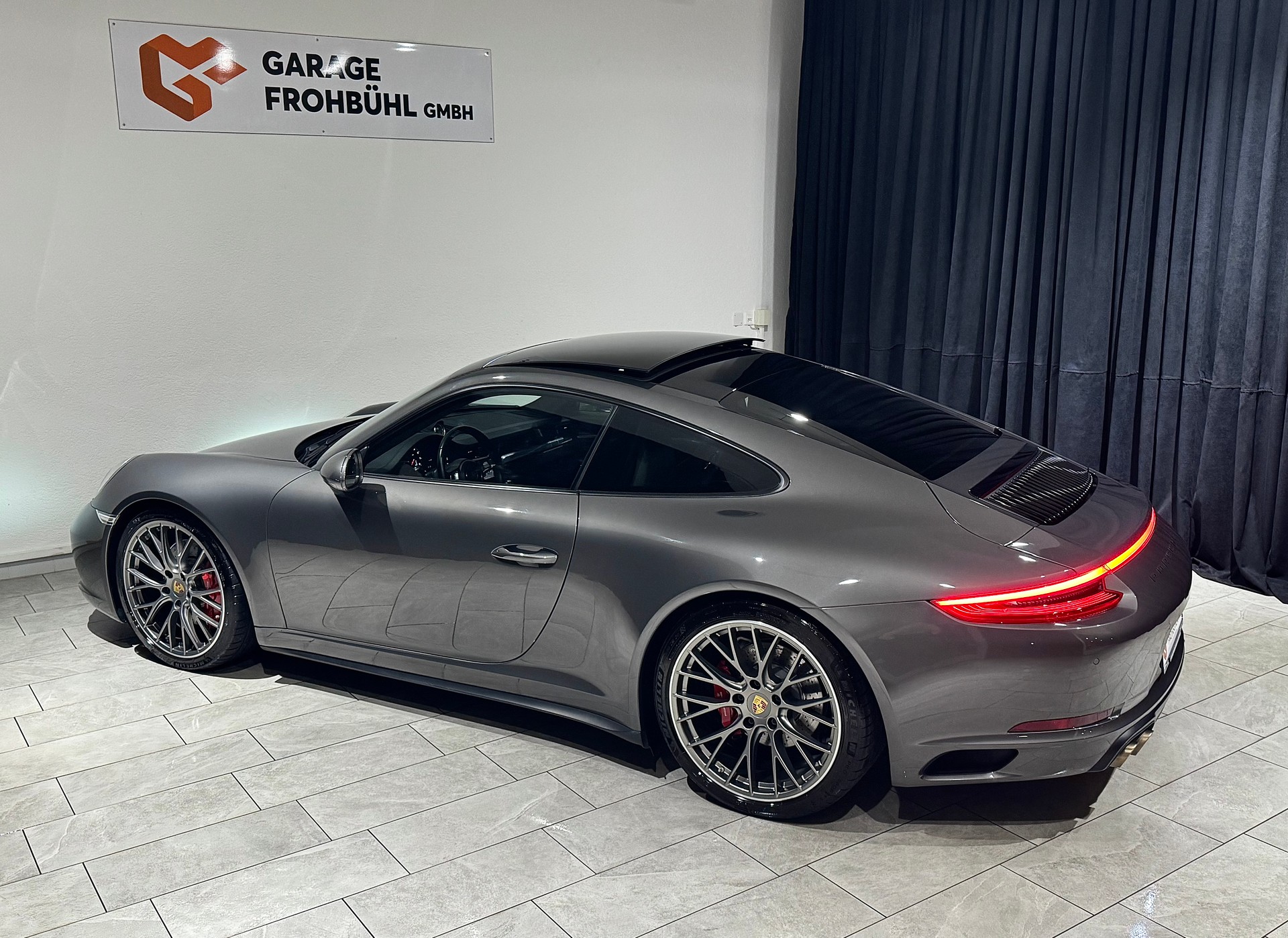 PORSCHE 911 Carrera 4S PDK | CH |-image-10