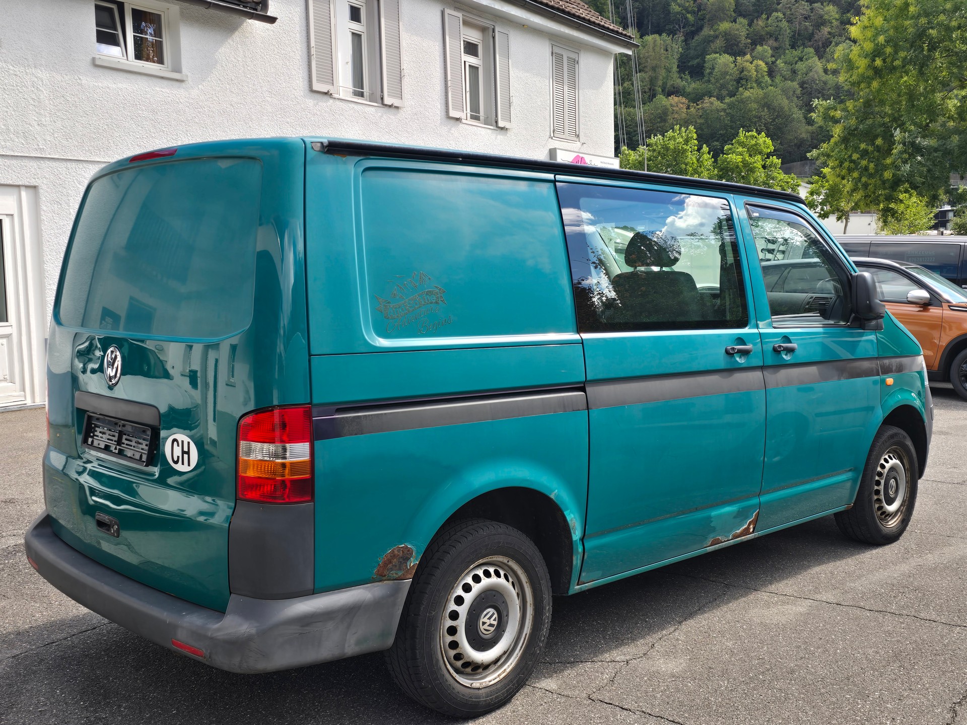 VW TRANSPORTER 1.9TDI 102PS-image-4