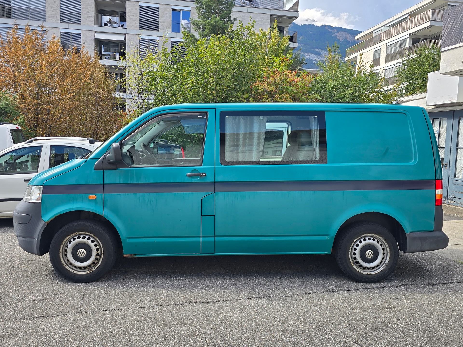 VW TRANSPORTER 1.9TDI 102PS-image-7