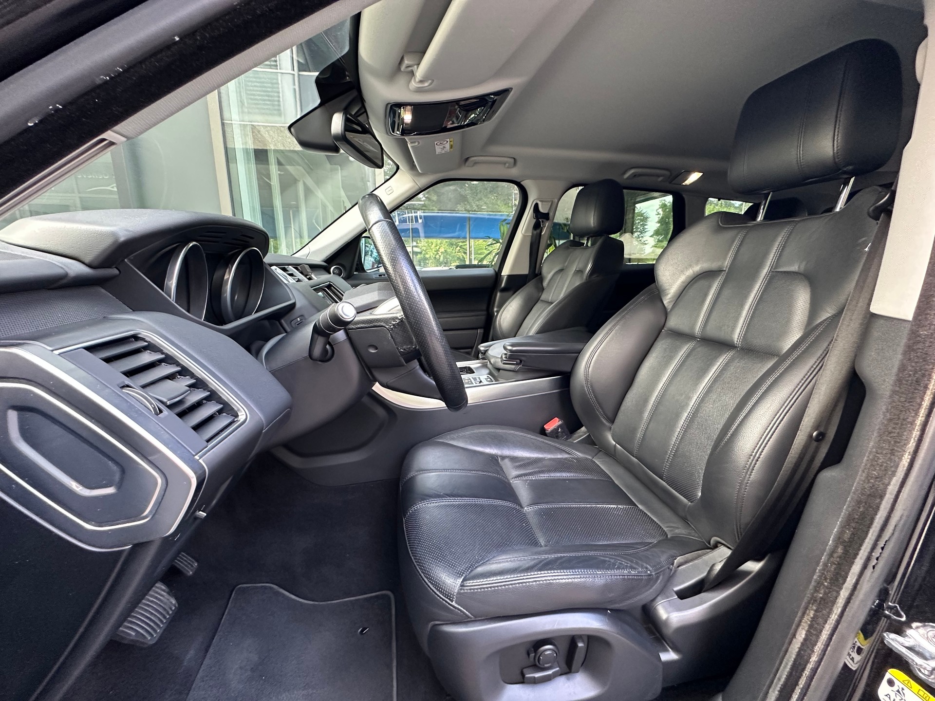 LAND ROVER Range Rover Sport 3.0 TDV6 SE Automatic-image-8