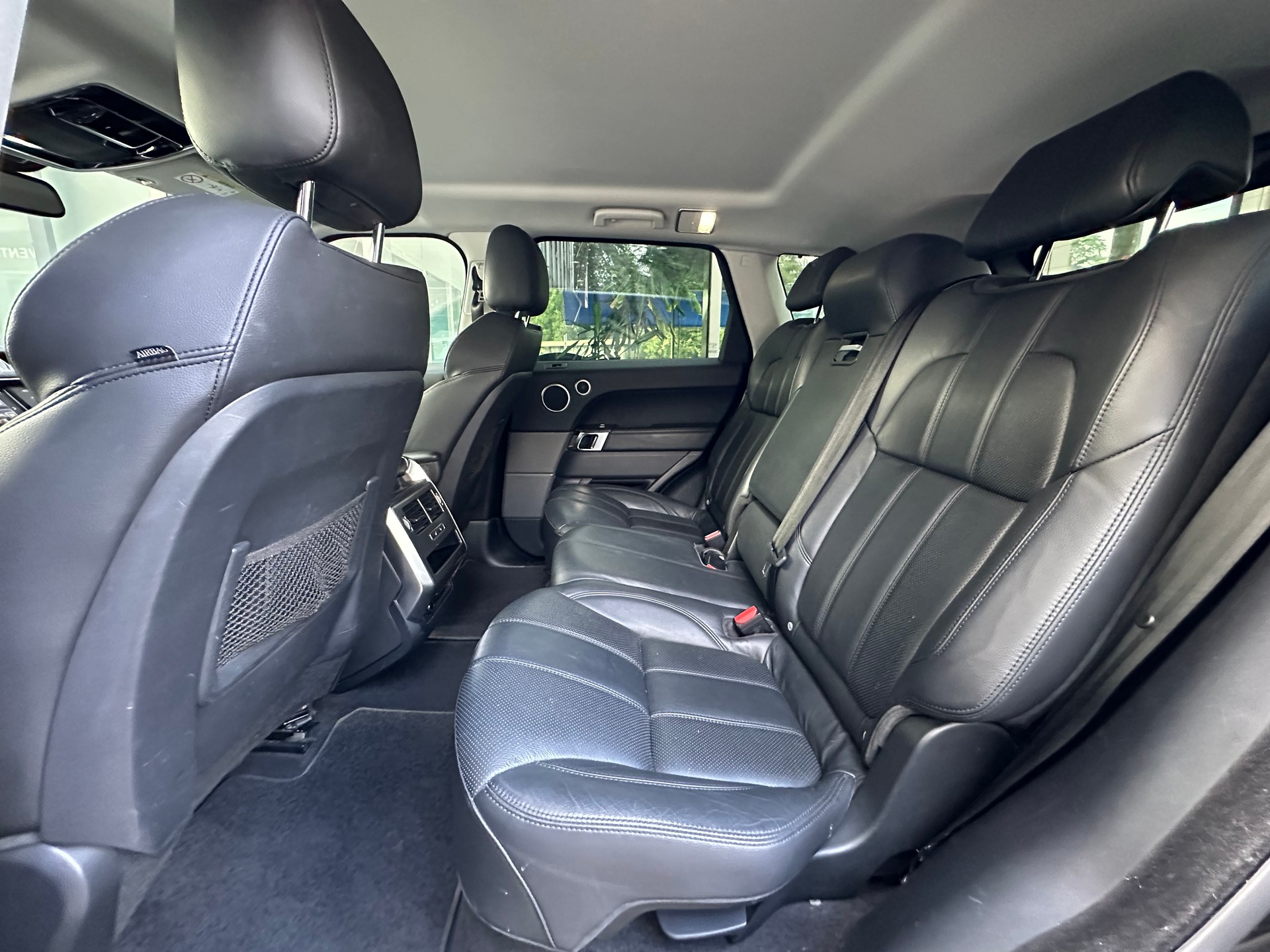 LAND ROVER Range Rover Sport 3.0 TDV6 SE Automatic-image-9