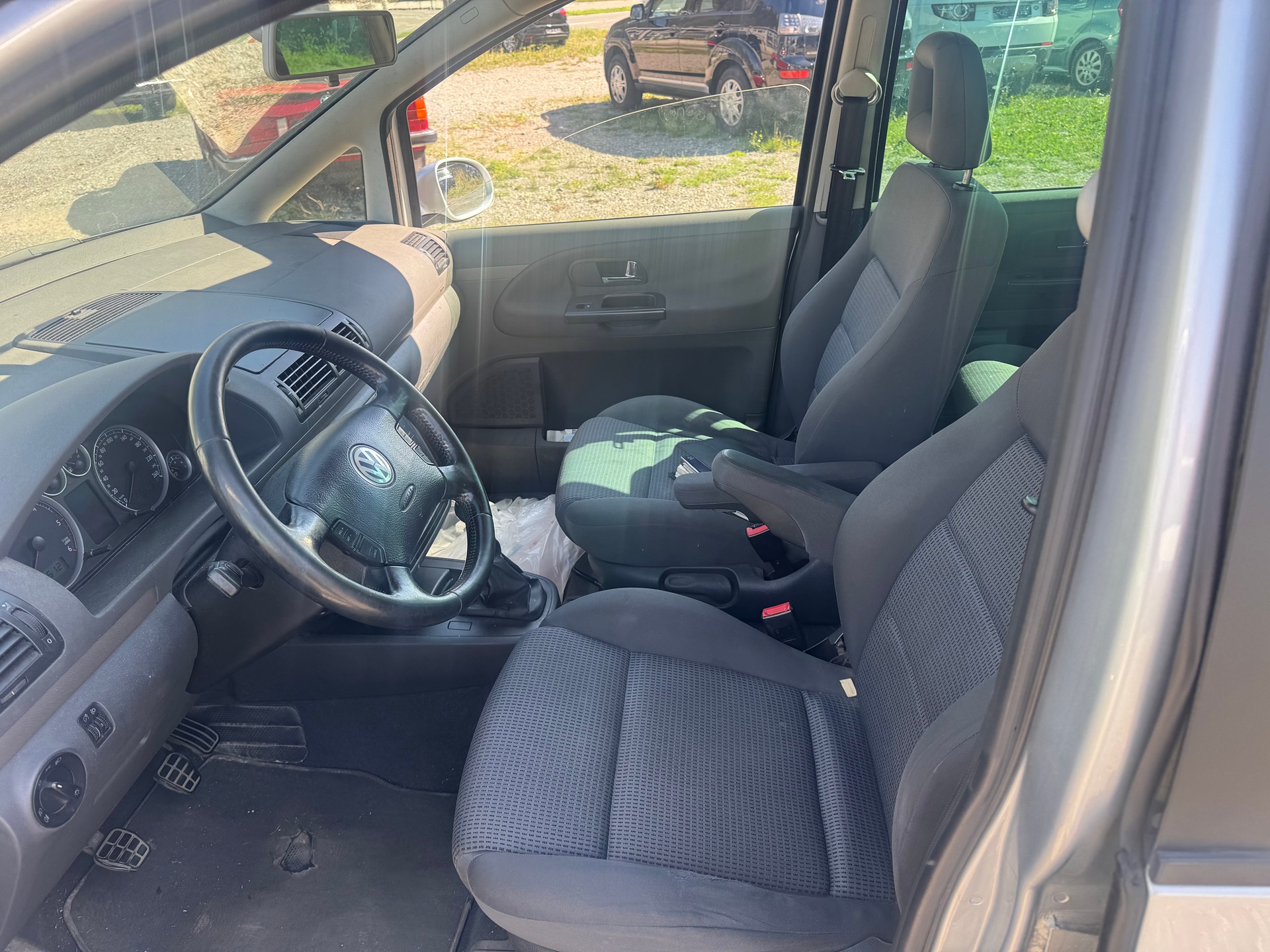 VW Sharan 1.9 TDI Freestyle 4Motion-image-7