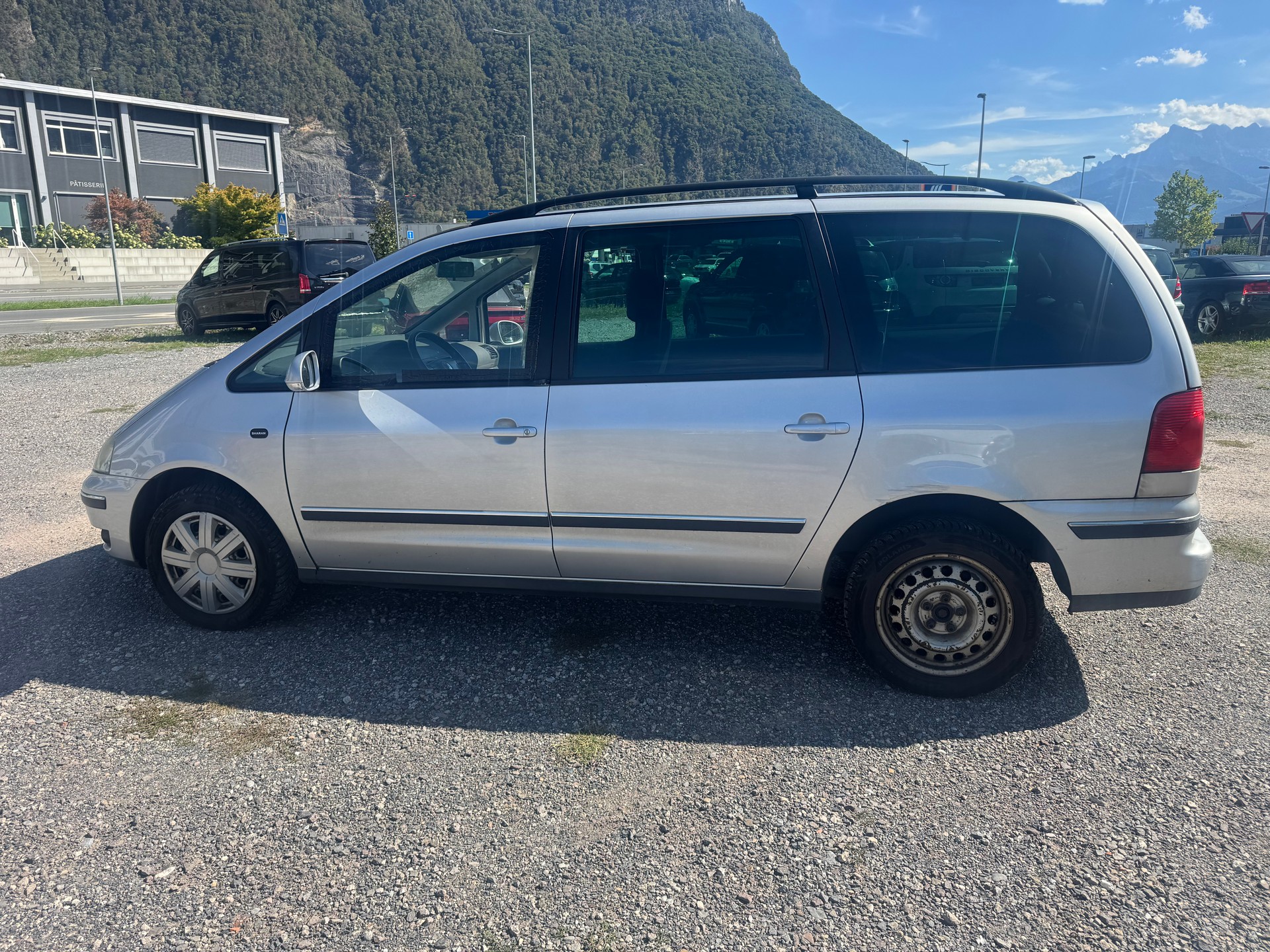 VW Sharan 1.9 TDI Freestyle 4Motion-image-8