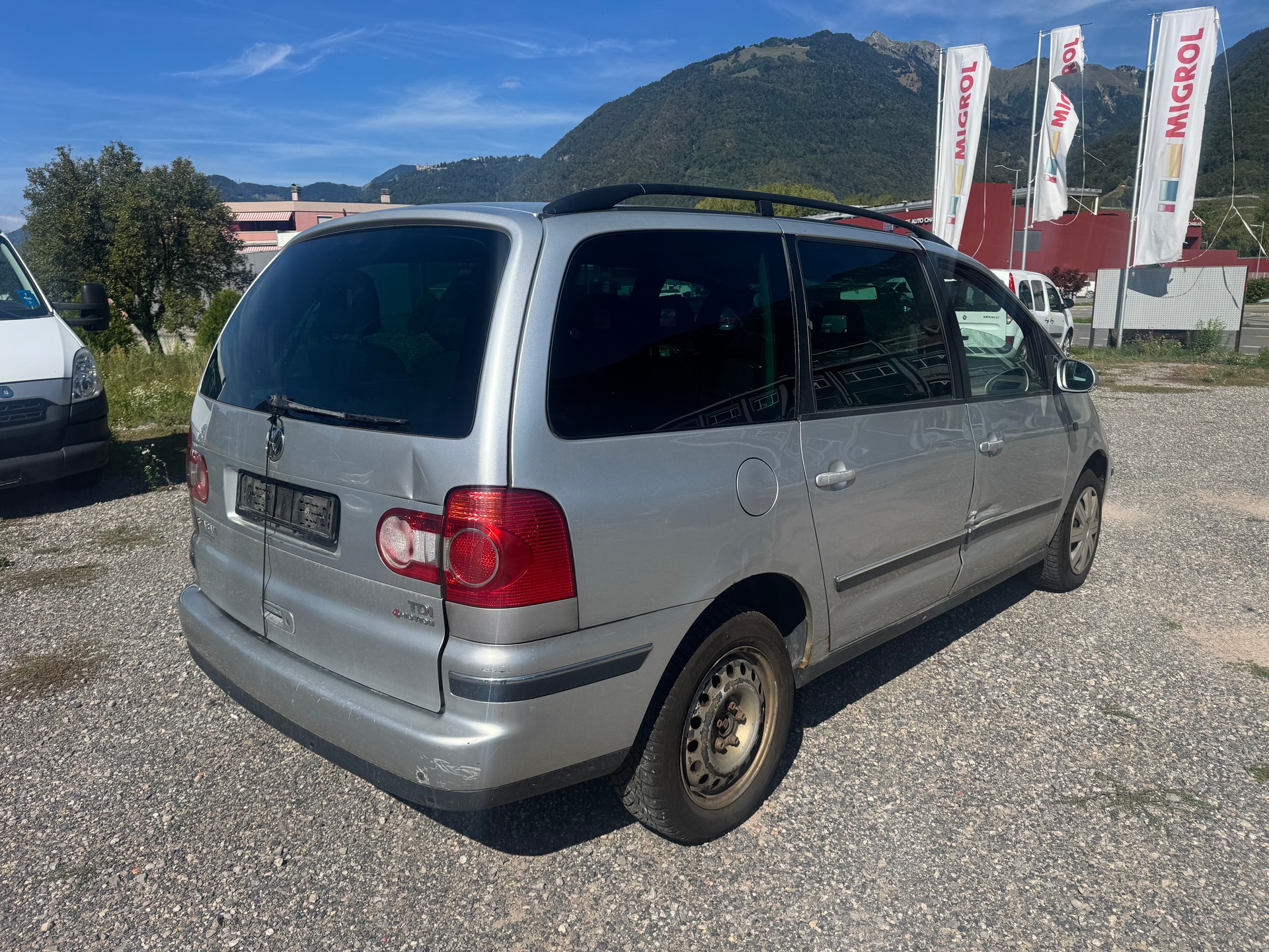 VW Sharan 1.9 TDI Freestyle 4Motion-image-4