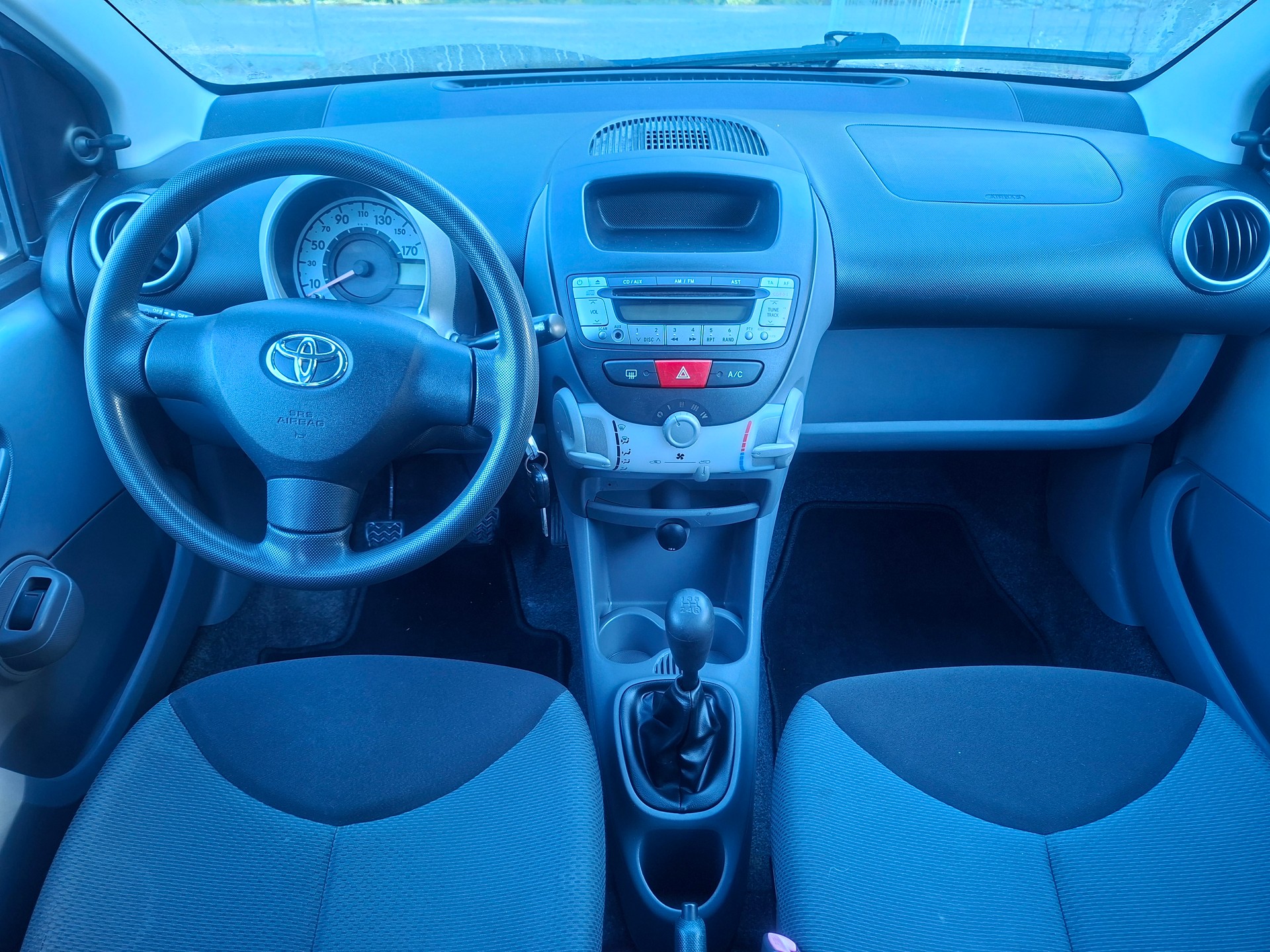 TOYOTA Aygo 1.0 Linea Luna-image-8