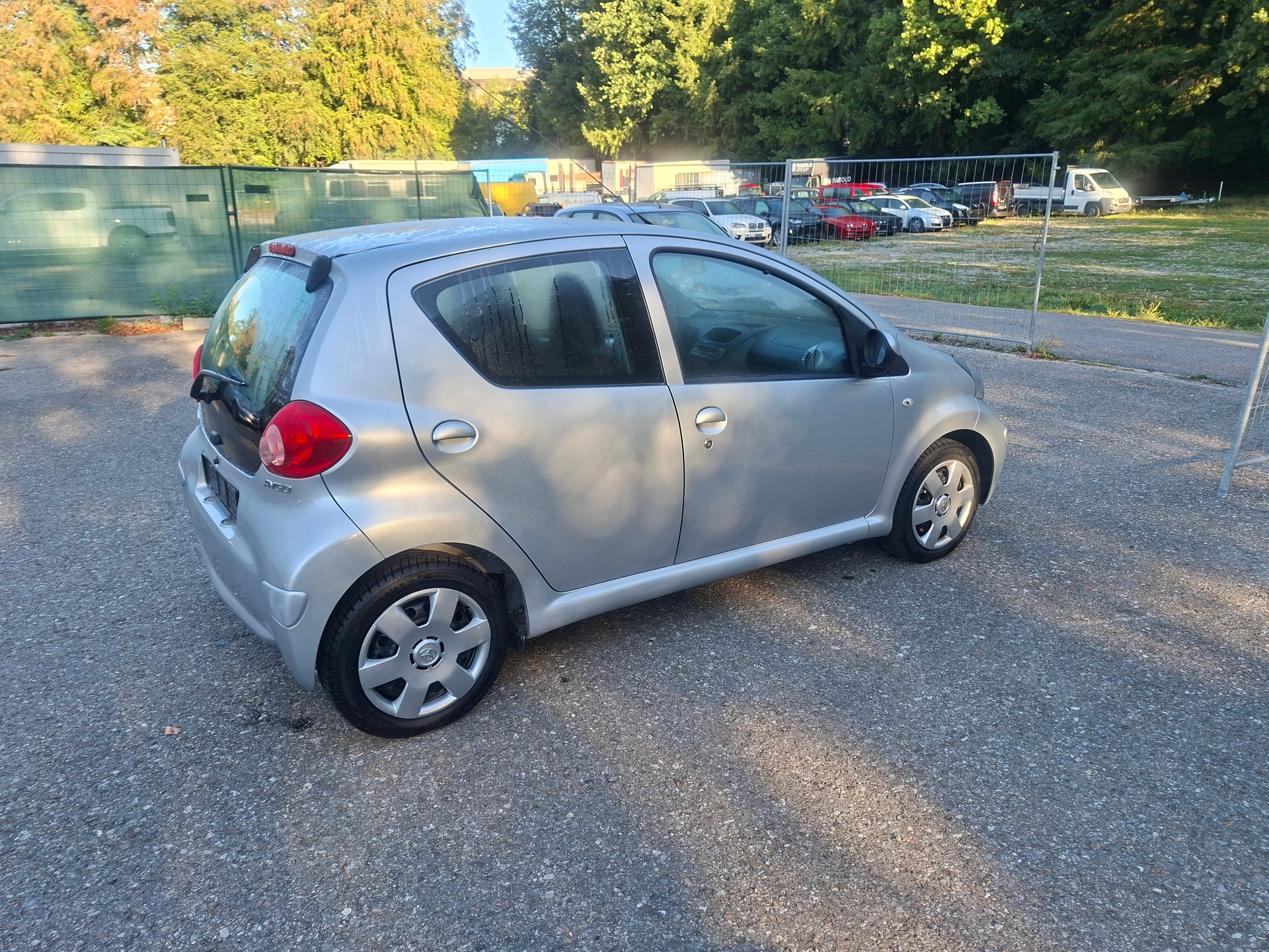 TOYOTA Aygo 1.0 Linea Luna-image-4